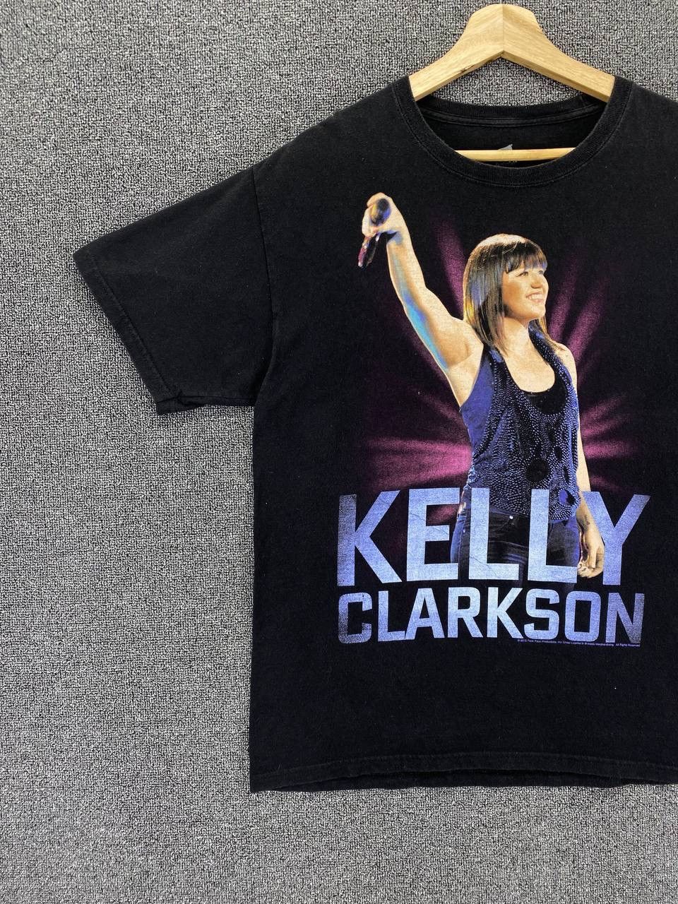 Band Tees Kelly Clarkson 2012 Tour Tee Rock Band Tees T Shirt Size US M / EU 48-50 / 2 - 3 Thumbnail