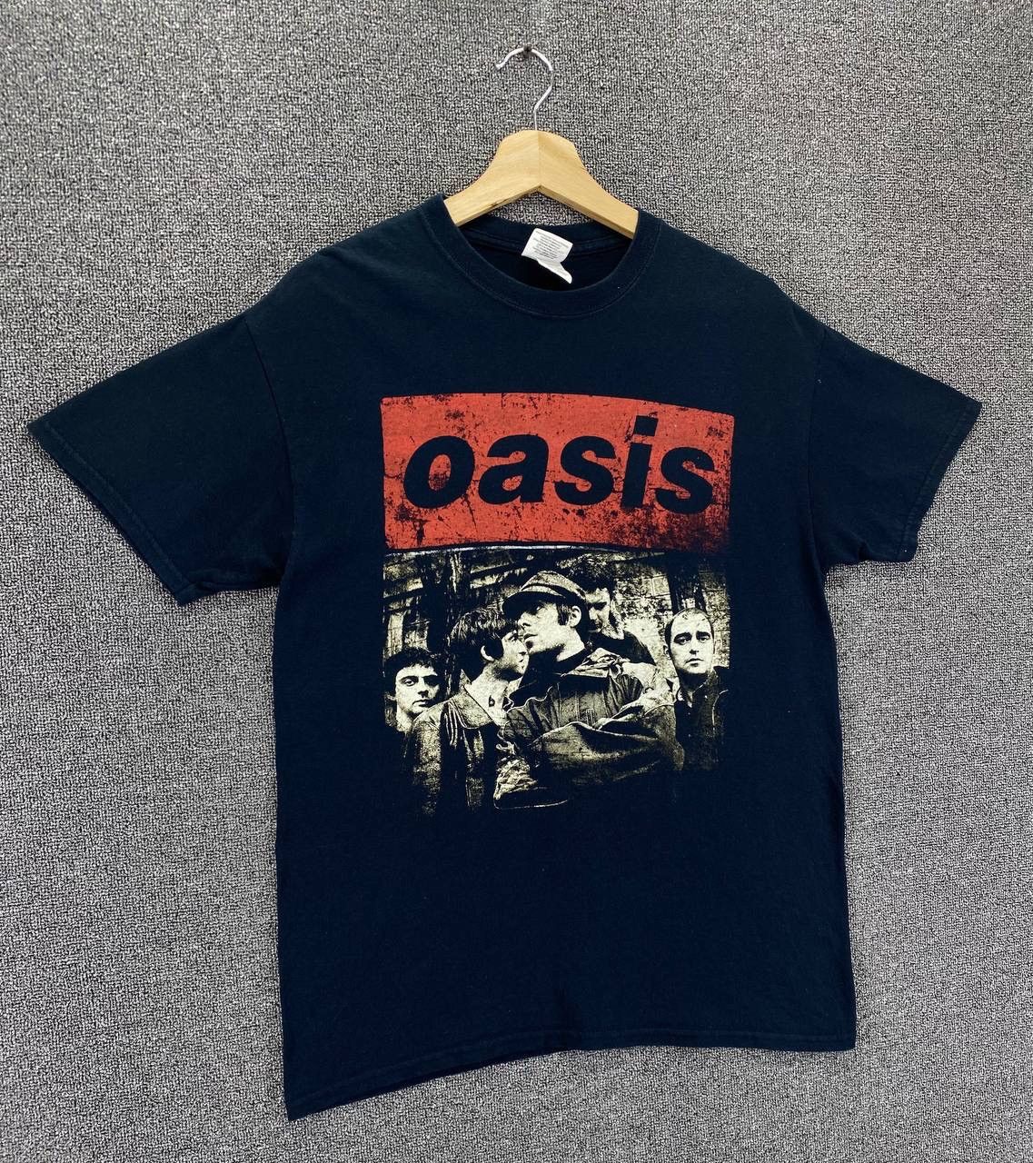 Band Tees Vintage OASIS British Pop Rock Band Tees Punk T Shirts Size US M / EU 48-50 / 2 - 2 Thumbnail