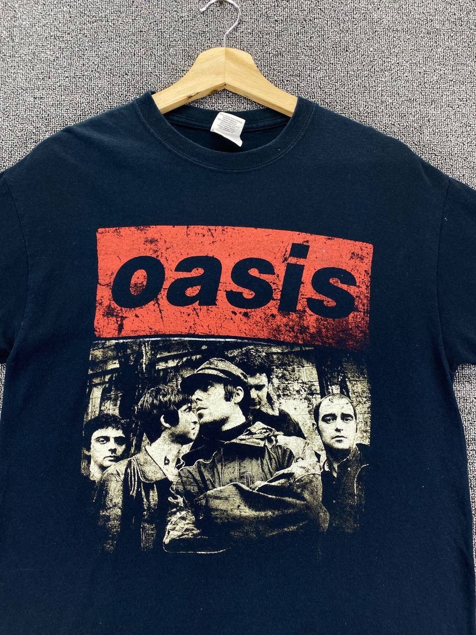 Band Tees Vintage OASIS British Pop Rock Band Tees Punk T Shirts Size US M / EU 48-50 / 2 - 5 Thumbnail