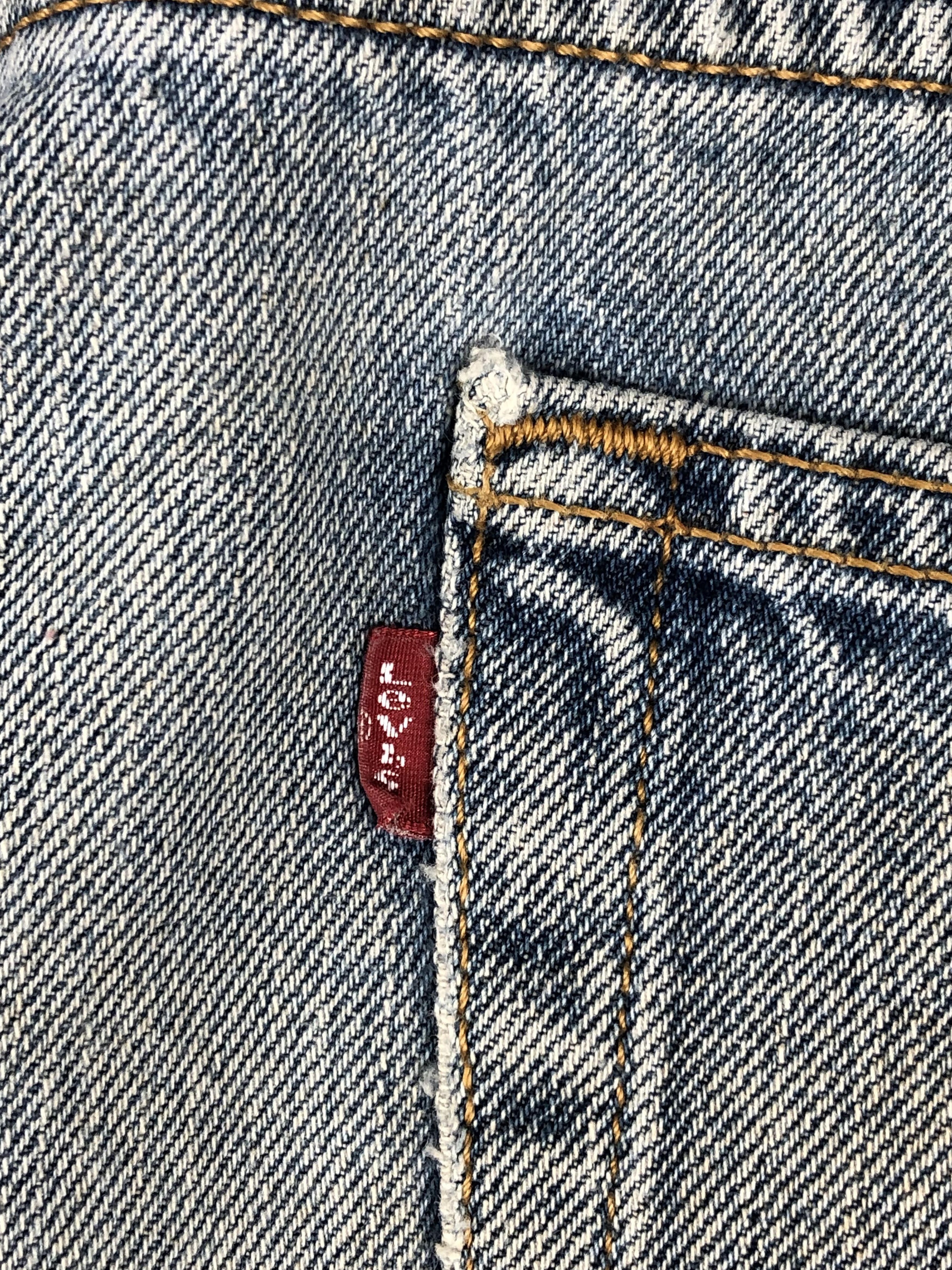 Levi's Vintage Levis 505 Faded Blue Jeans DP2279 Size US 35 - 8 Thumbnail