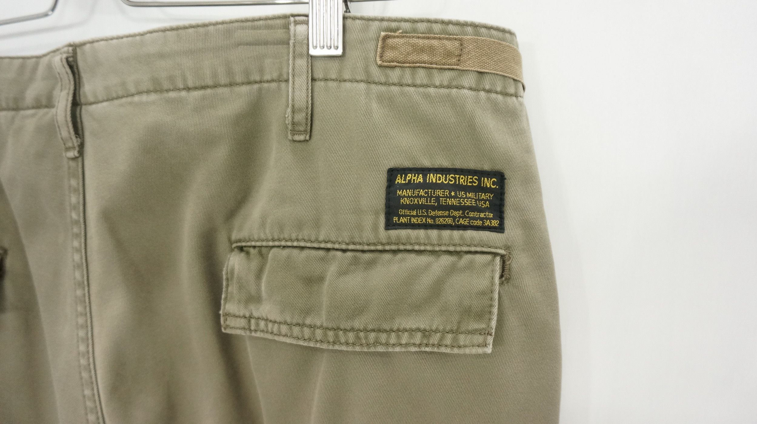 Alpha Industries 🔥Vtg Alpha Industries Faded Dusty Olive Worn Cargo Size US 30 / EU 46 - 7 Thumbnail