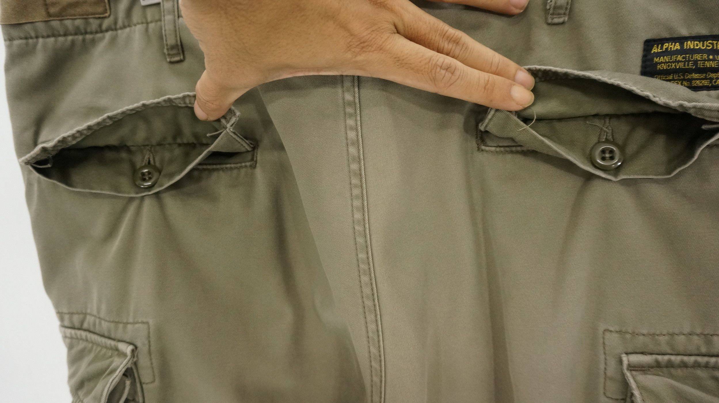 Alpha Industries 🔥Vtg Alpha Industries Faded Dusty Olive Worn Cargo Size US 30 / EU 46 - 10 Thumbnail