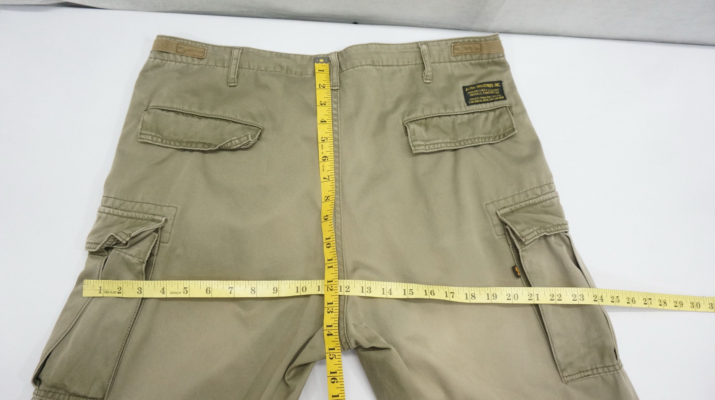 Alpha Industries 🔥Vtg Alpha Industries Faded Dusty Olive Worn Cargo Size US 30 / EU 46 - 18 Thumbnail
