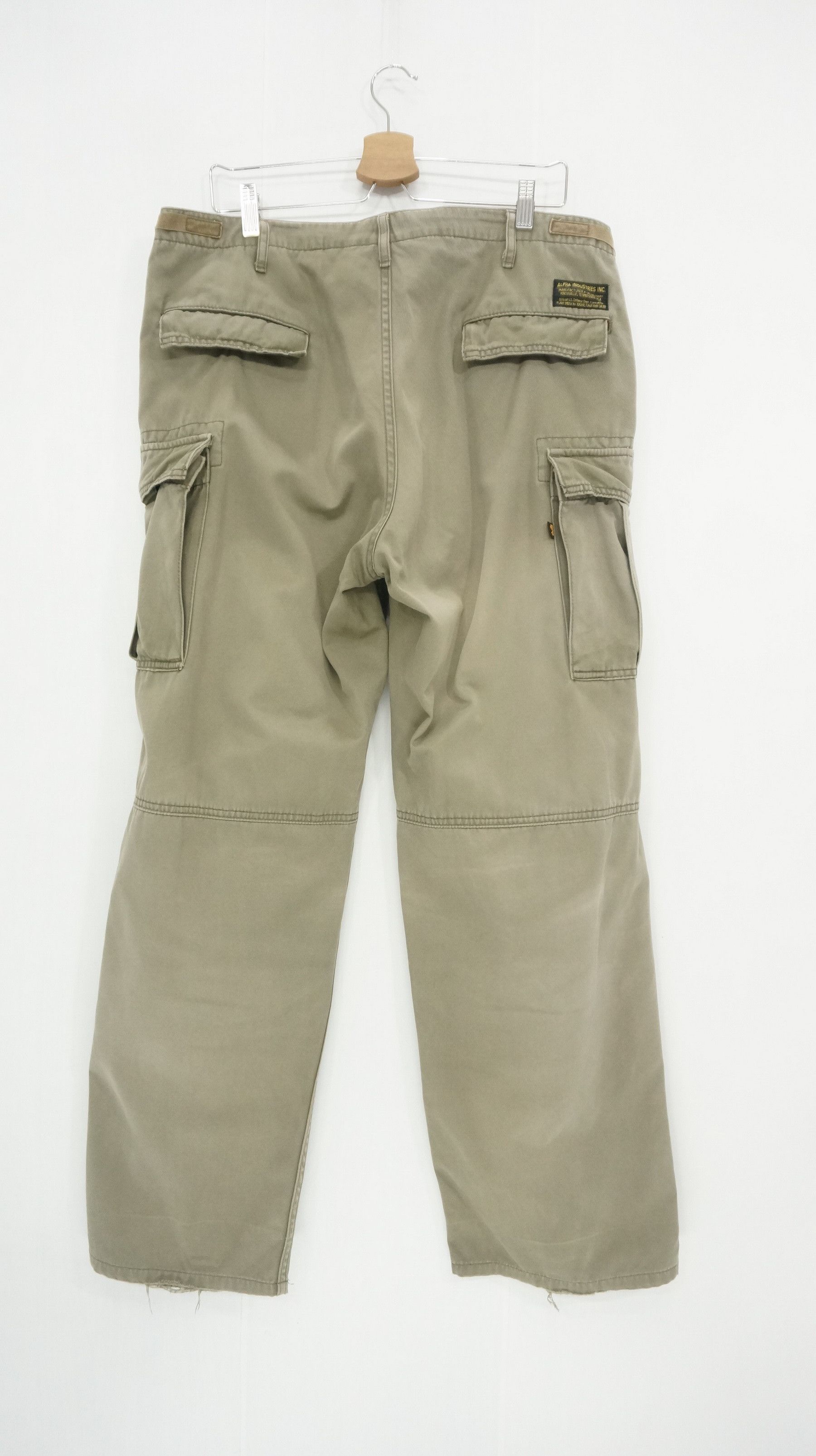 Alpha Industries 🔥Vtg Alpha Industries Faded Dusty Olive Worn Cargo Size US 30 / EU 46 - 2 Thumbnail