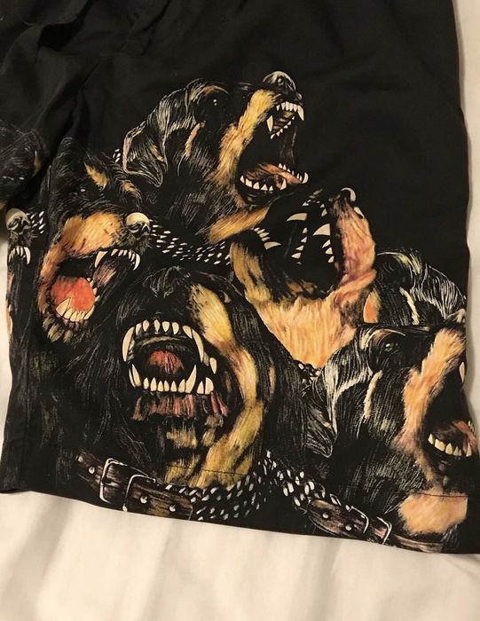 Givenchy sales rottweiler shorts