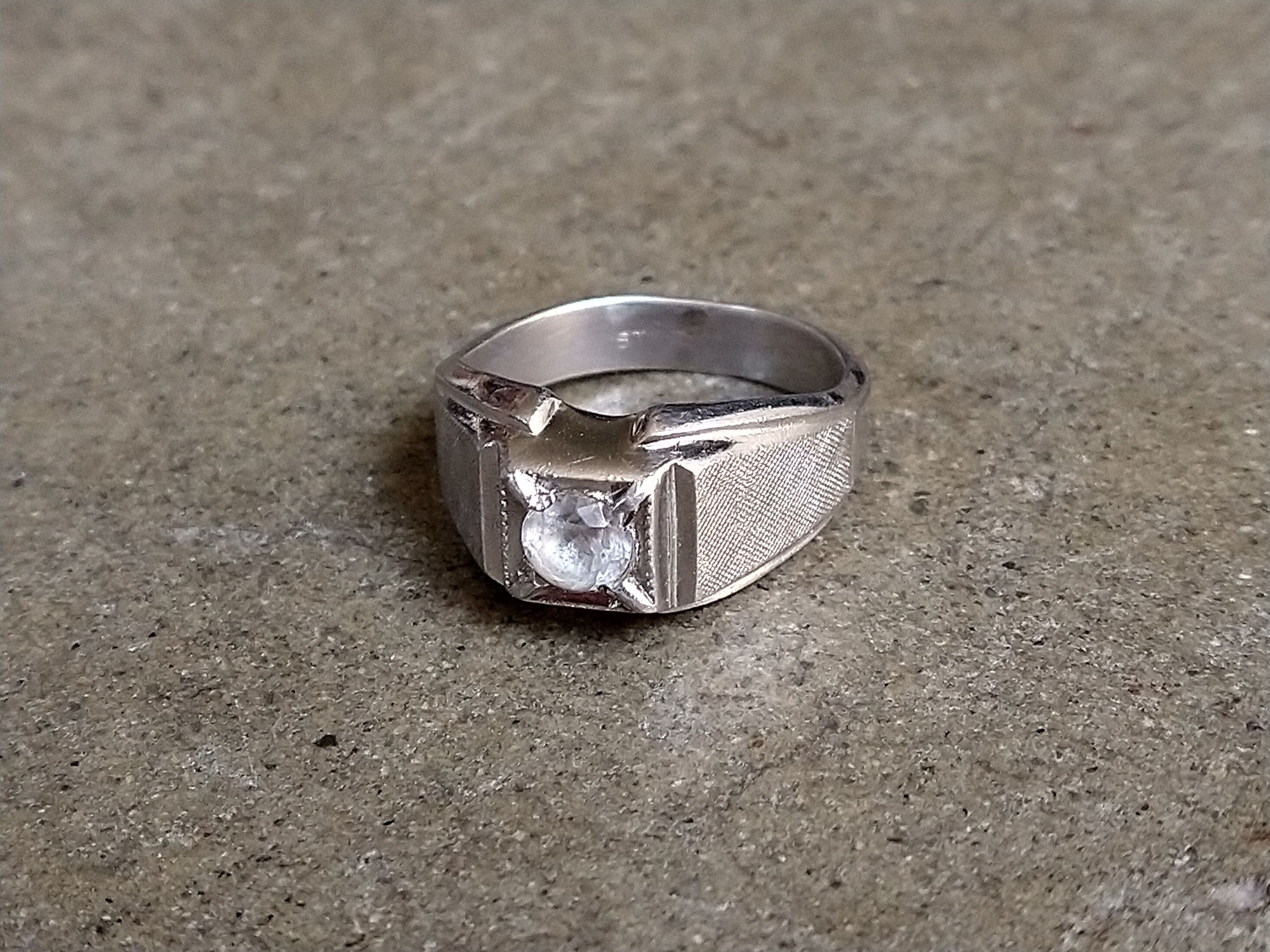 Jewelry Vintage Sterling Silver Ring Size 9 Clear Glass Size ONE SIZE - 1 Thumbnail