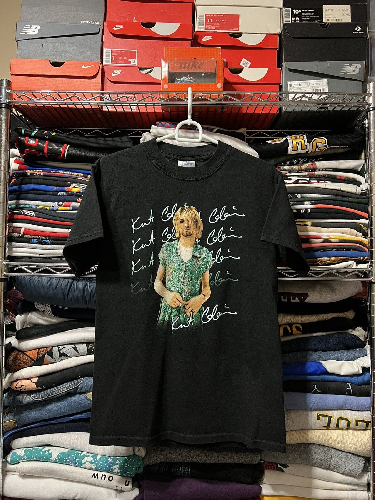 Vintage Vintage Kurt Cobain T-shirt Size US S / EU 44-46 / 1 - 1 Preview