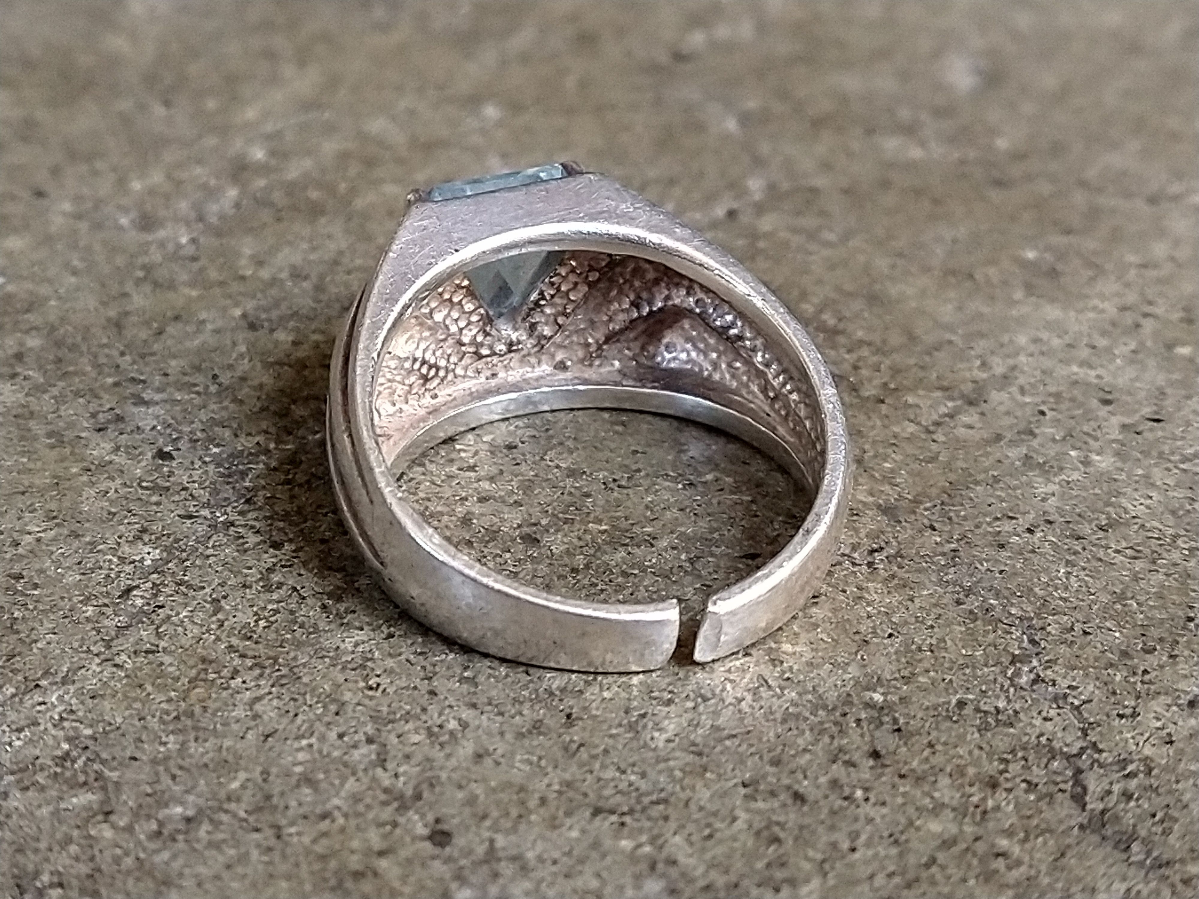 Jewelry × Sterling Silver Sterling Silver Ring Size 8.2t Blue Glass Triangle Art Deco Size ONE SIZE - 9 Thumbnail