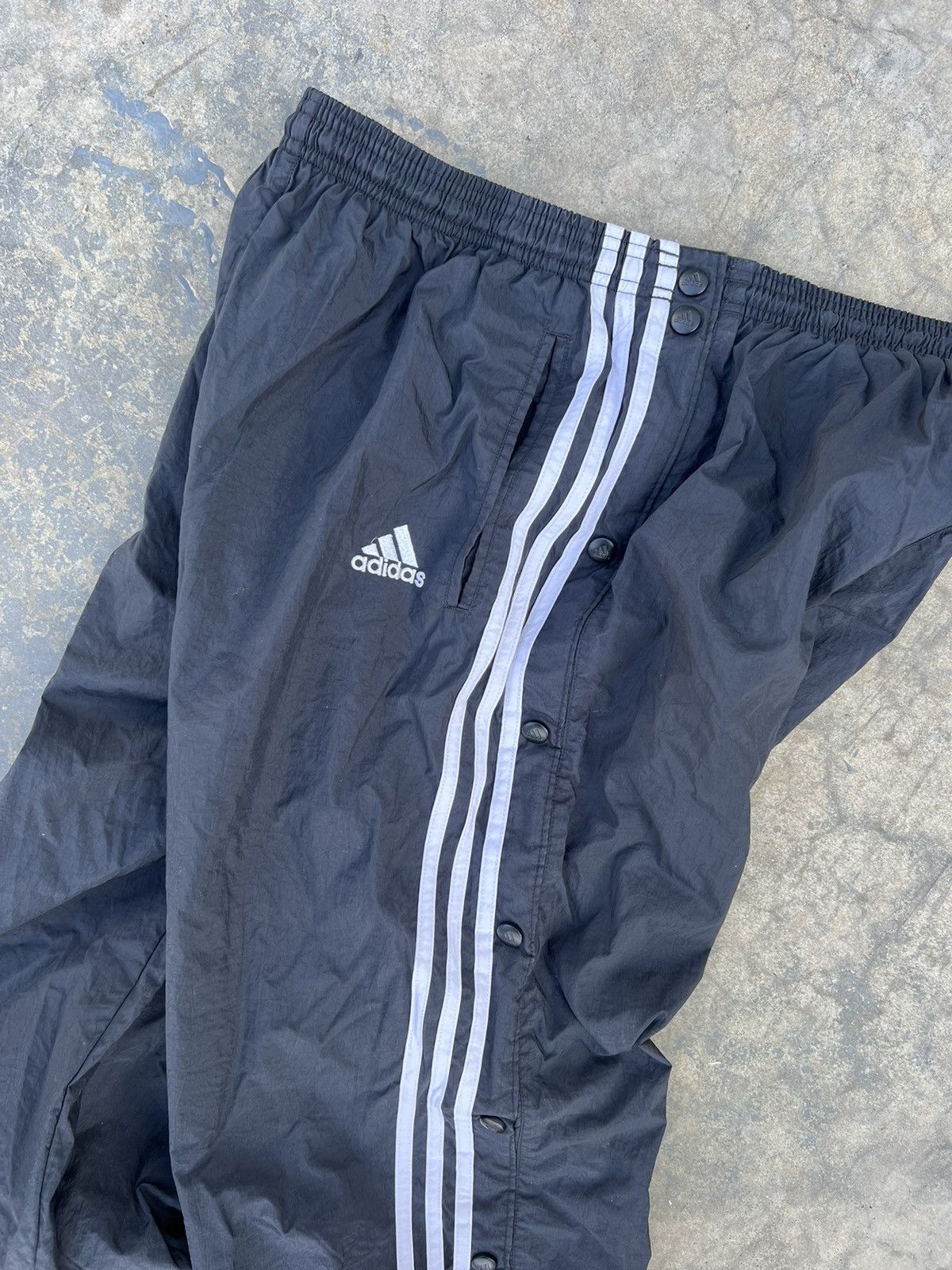 Adidas × Vintage Vintage Adidas Parachute Pants Black Size US 34 / EU 50 - 9 Thumbnail