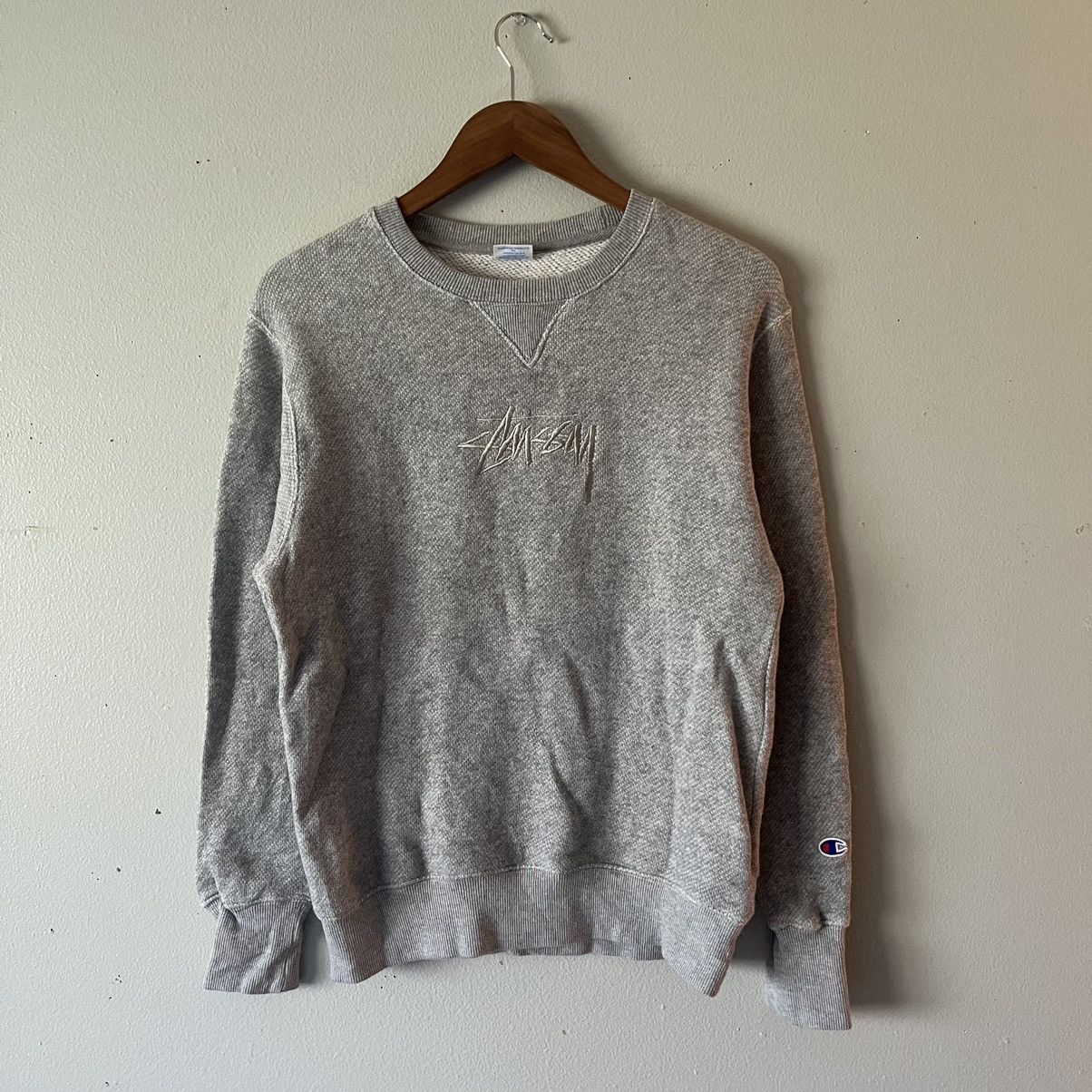 Champion × Stussy Tonal Embroidered Logo Crew Size US S / EU 44-46 / 1 - 1 Thumbnail