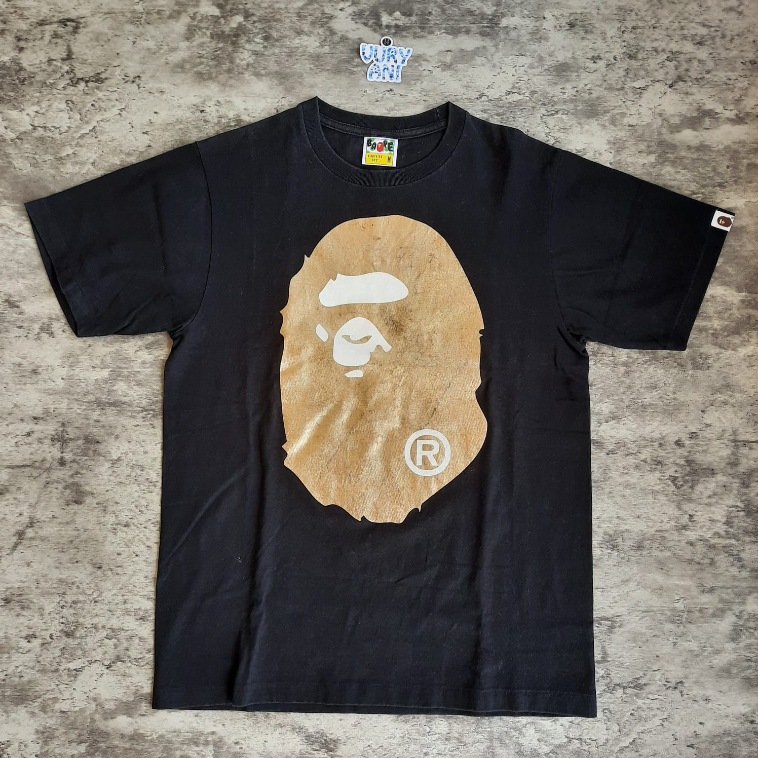Bape Foil Big Ape Head Tee Size US M / EU 48-50 / 2 - 1 Thumbnail