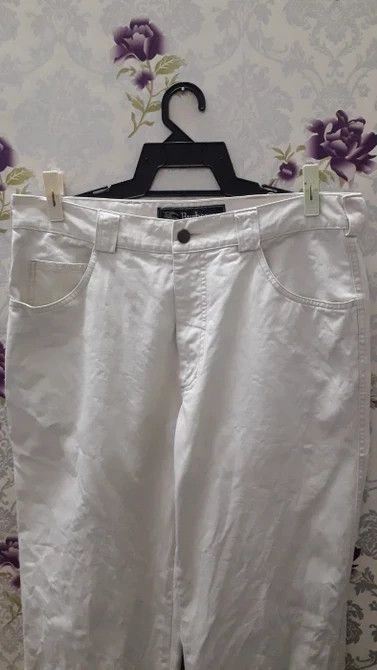 Burberry BURBERRY WHITE PANTS Size US 34 / EU 50 - 1 Thumbnail