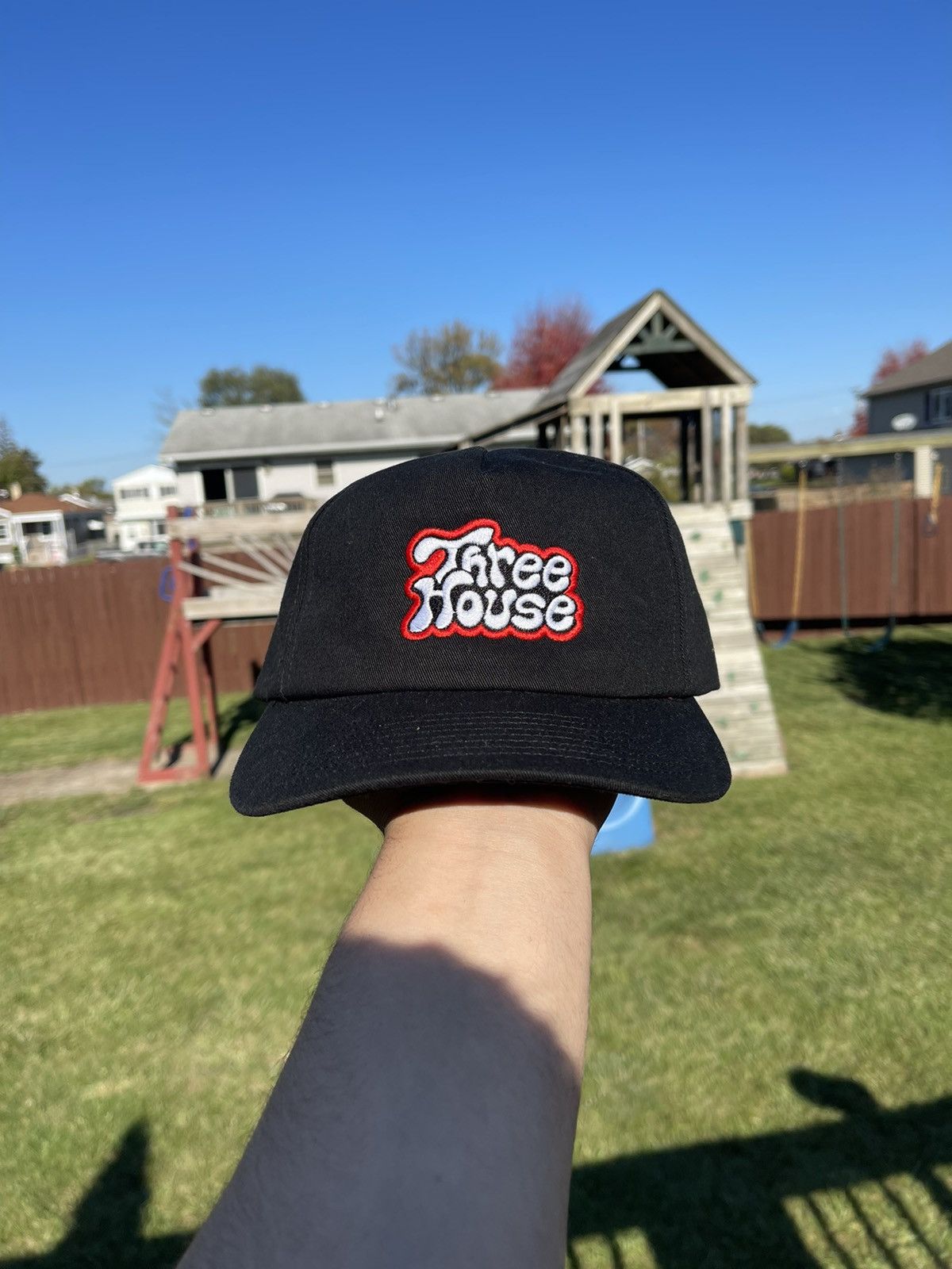 Half Evil Three House Hat Size ONE SIZE - 1 Thumbnail