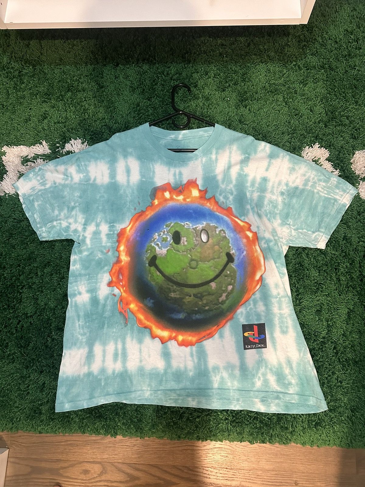 travis scott tie dye shirt