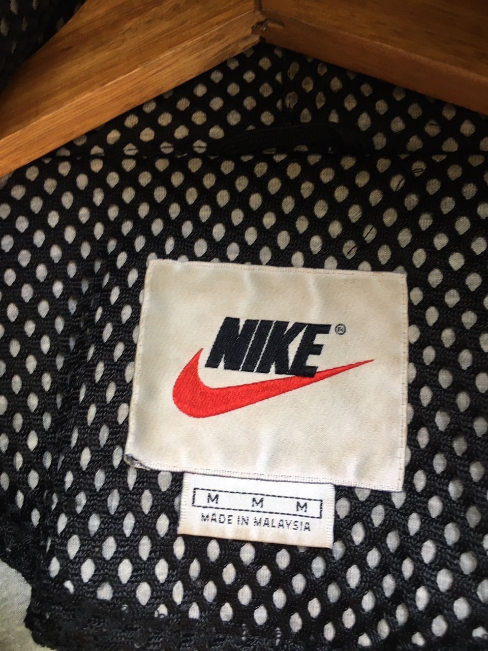 Nike Nike Swoosh Down hoodies Black lights jackets Size US M / EU 48-50 / 2 - 7 Thumbnail