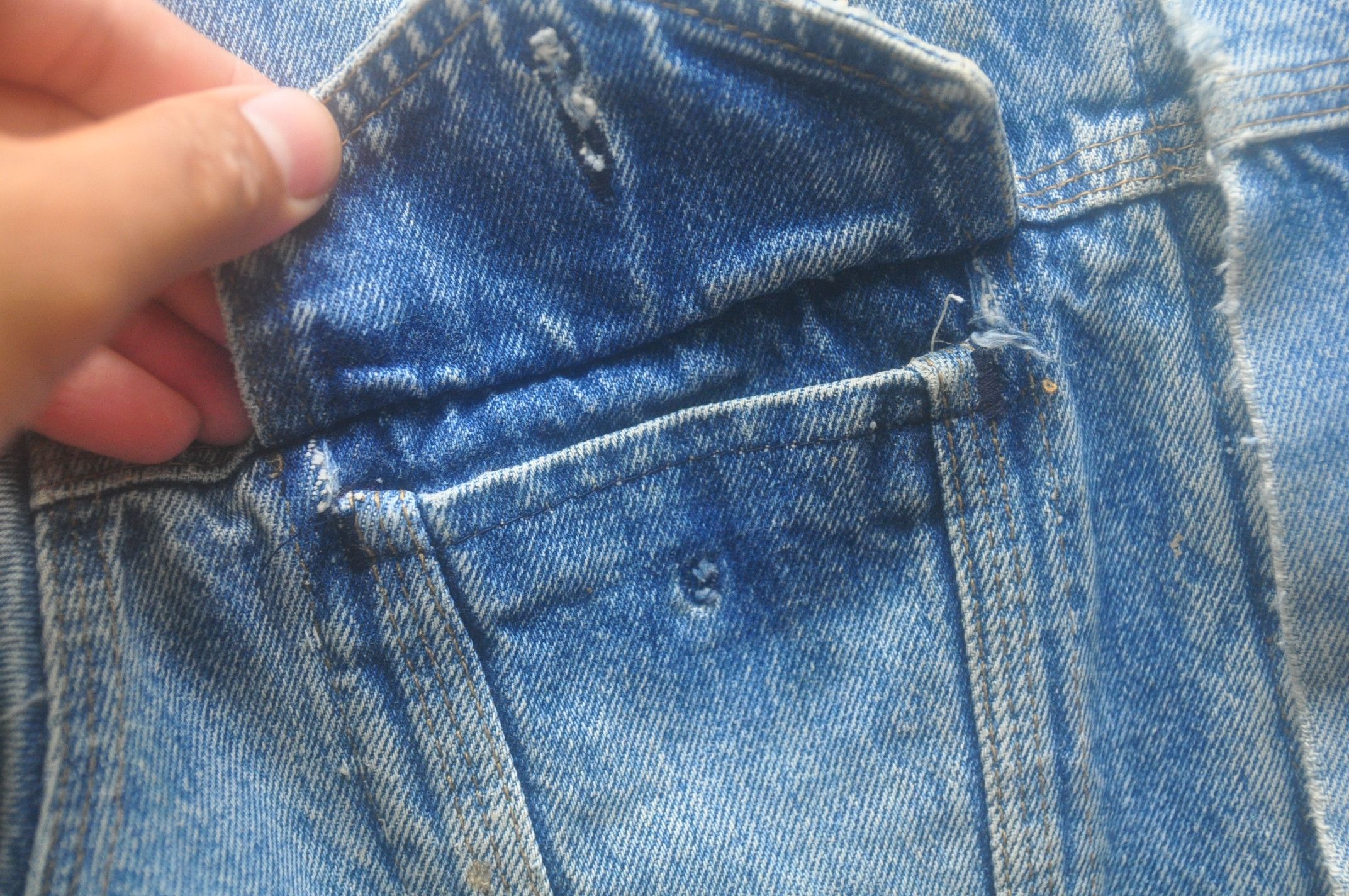 Carhartt × Japanese Brand × Vintage Vintage Carhatt 60s 70s Denim Jacket Travis Scott Style Size US L / EU 52-54 / 3 - 14 Thumbnail
