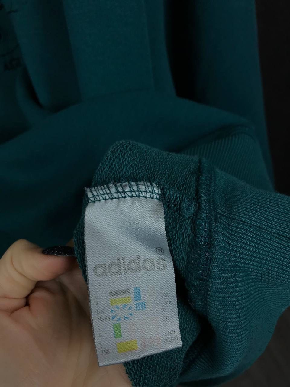 Adidas Adidas vintage streetwear center logo sweatshirt Size US XXL / EU 58 / 5 - 4 Thumbnail