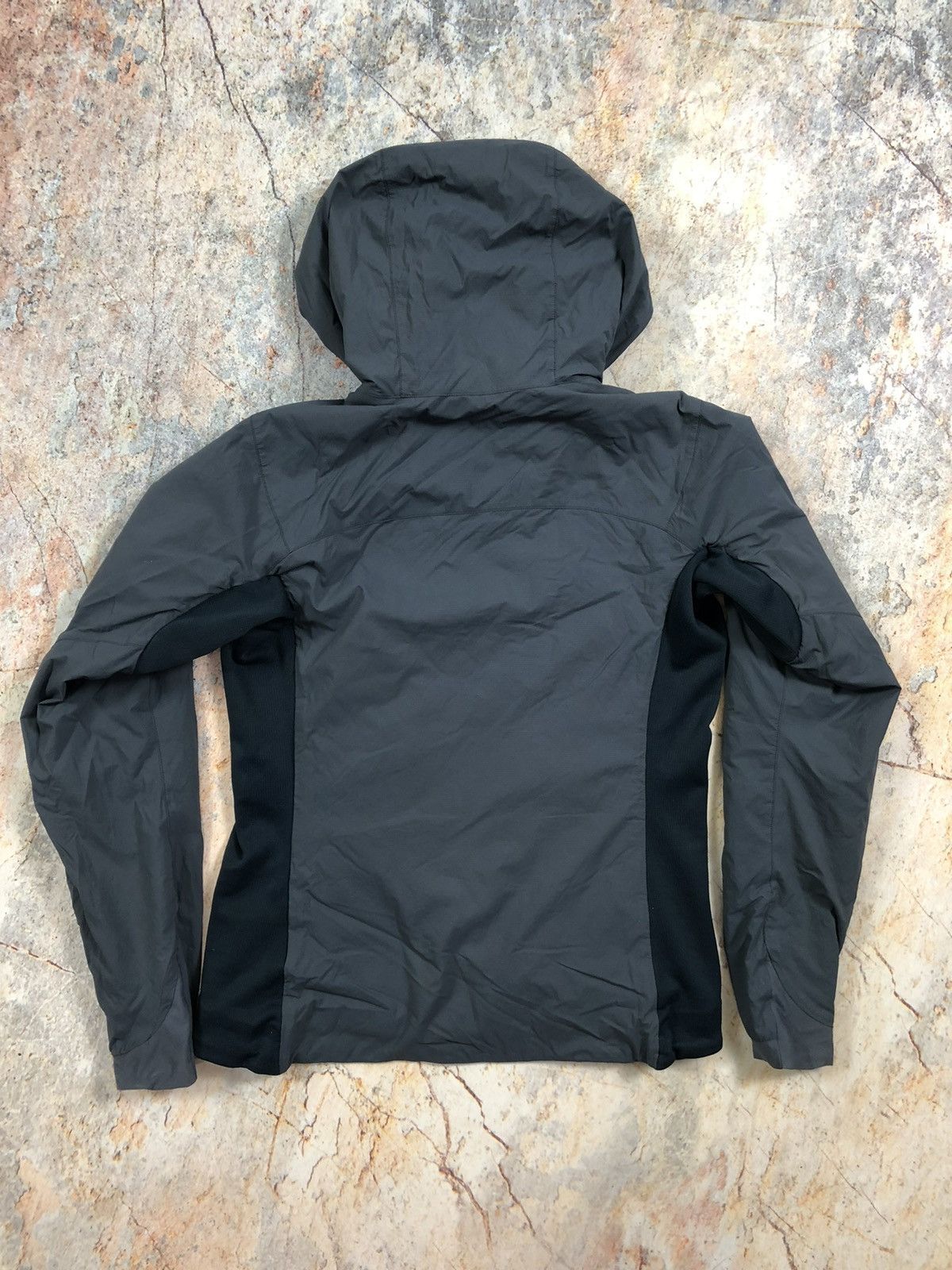 Arc'teryx Arcteryx gray atom LT jacket Size M / US 6-8 / IT 42-44 - 11 Thumbnail