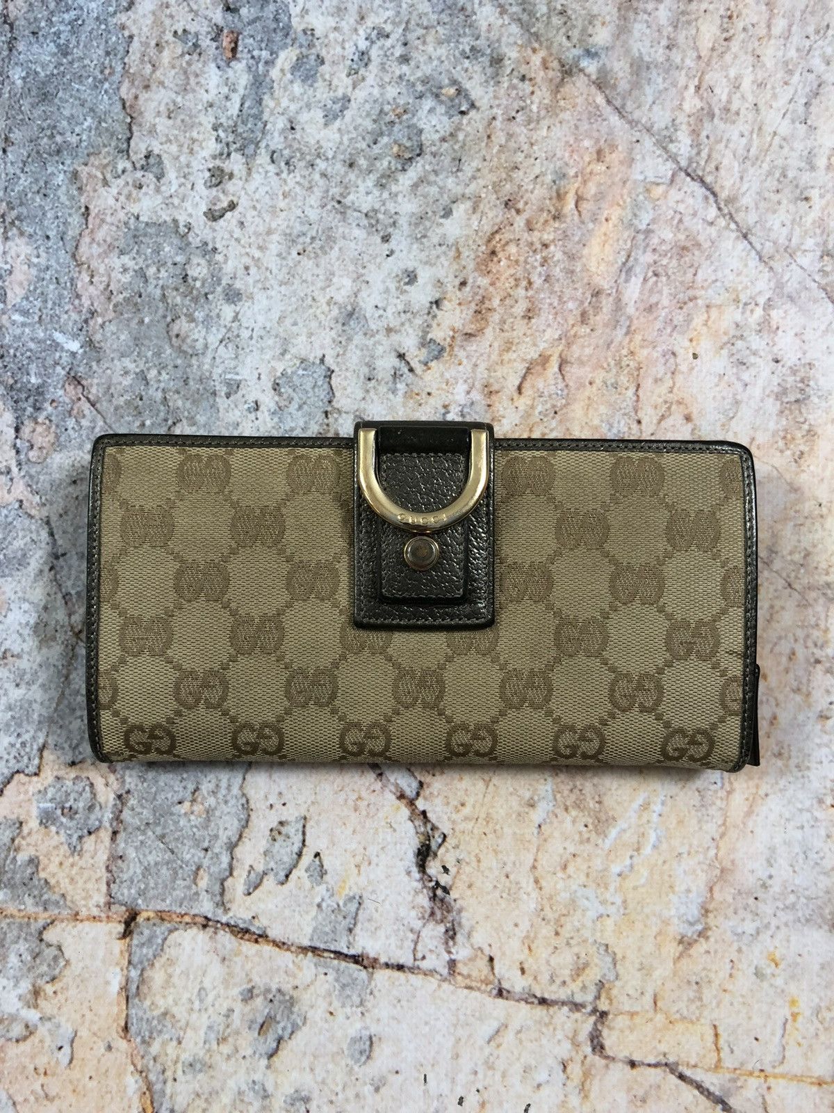 Gucci Gucci monogram vintage wallet | Grailed