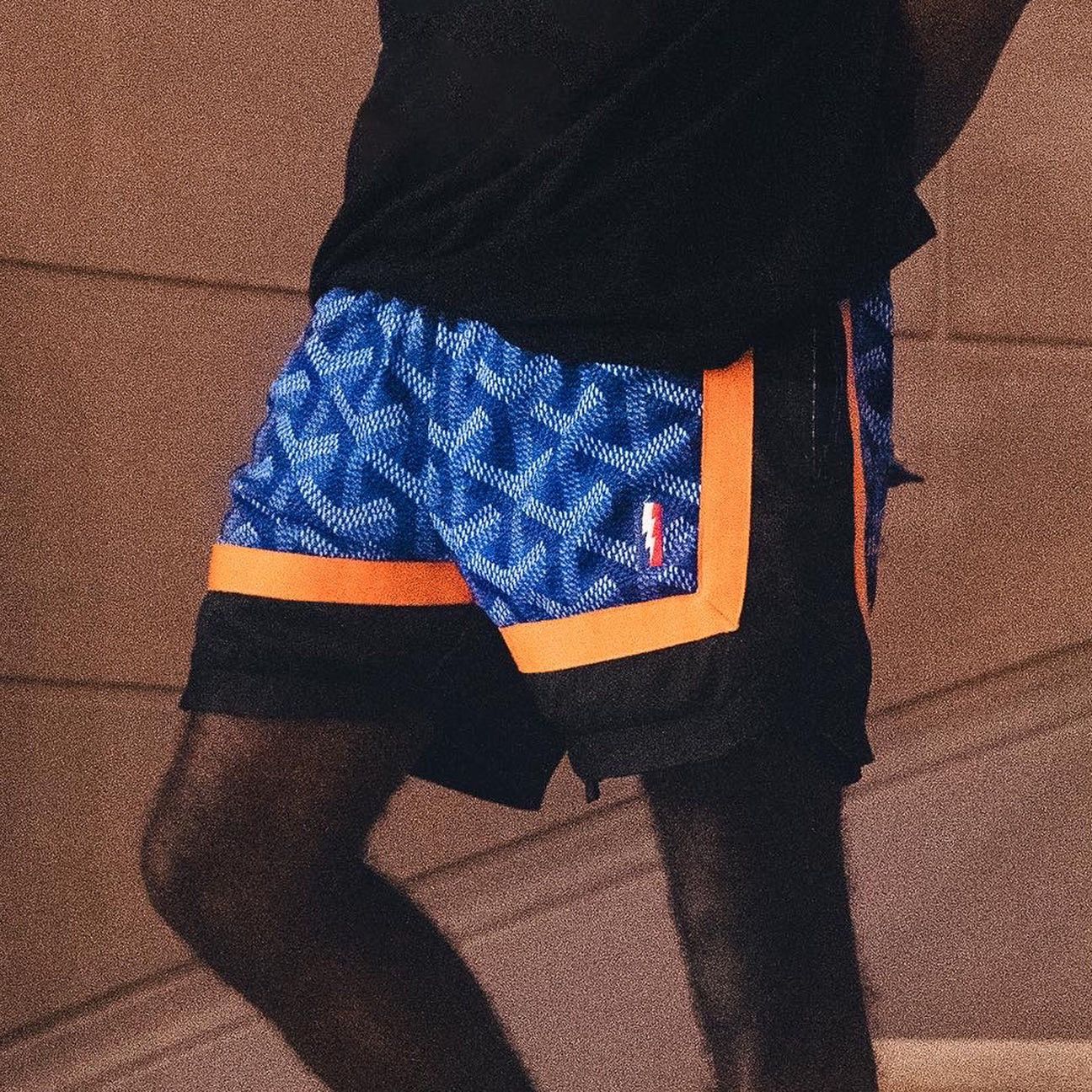 COLLECT & on sale SELECT SHORTS NEW YORK KNICKS