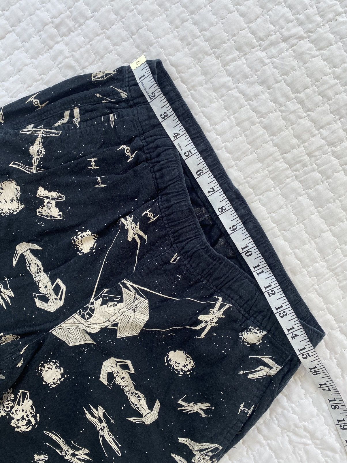Star Wars Uniqlo X Star Wars Fullprint Sweatpant Size US 31 - 2 Thumbnail