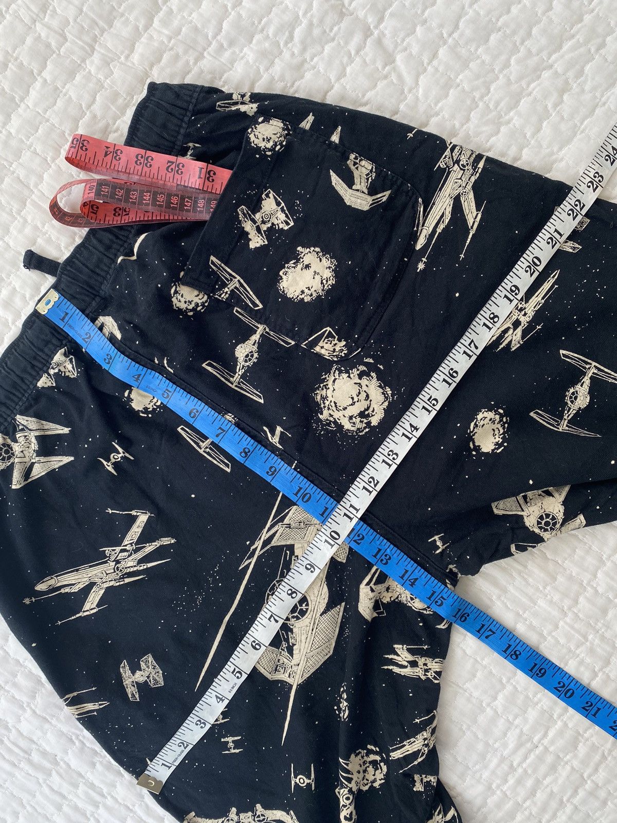 Star Wars Uniqlo X Star Wars Fullprint Sweatpant Size US 31 - 5 Thumbnail