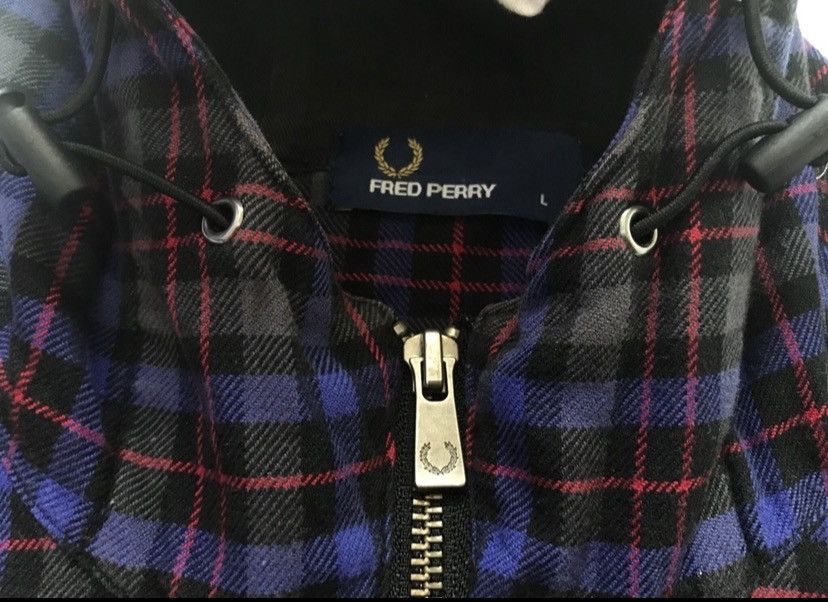 Fred Perry Fred Perry Zip Up Hoodie Design Size US M / EU 48-50 / 2 - 6 Thumbnail