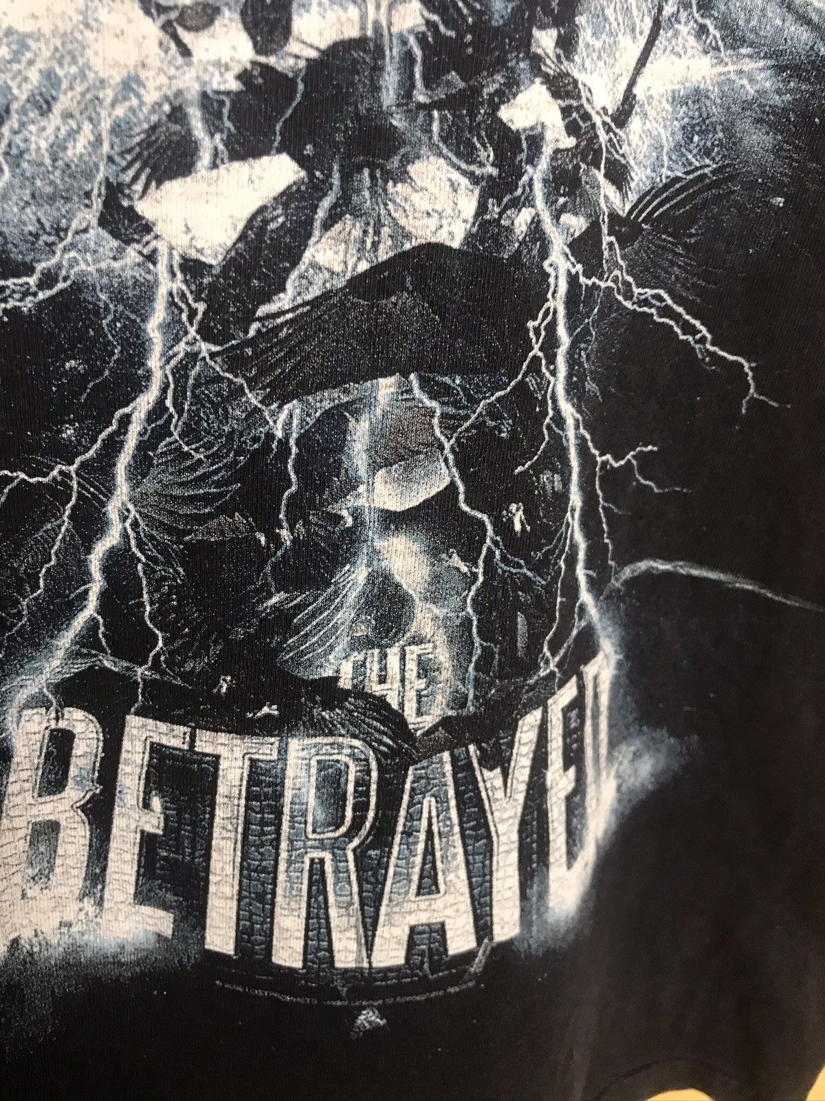 Band Tees 2009 Betrayed Lost Prophets shirt Size US S / EU 44-46 / 1 - 4 Thumbnail