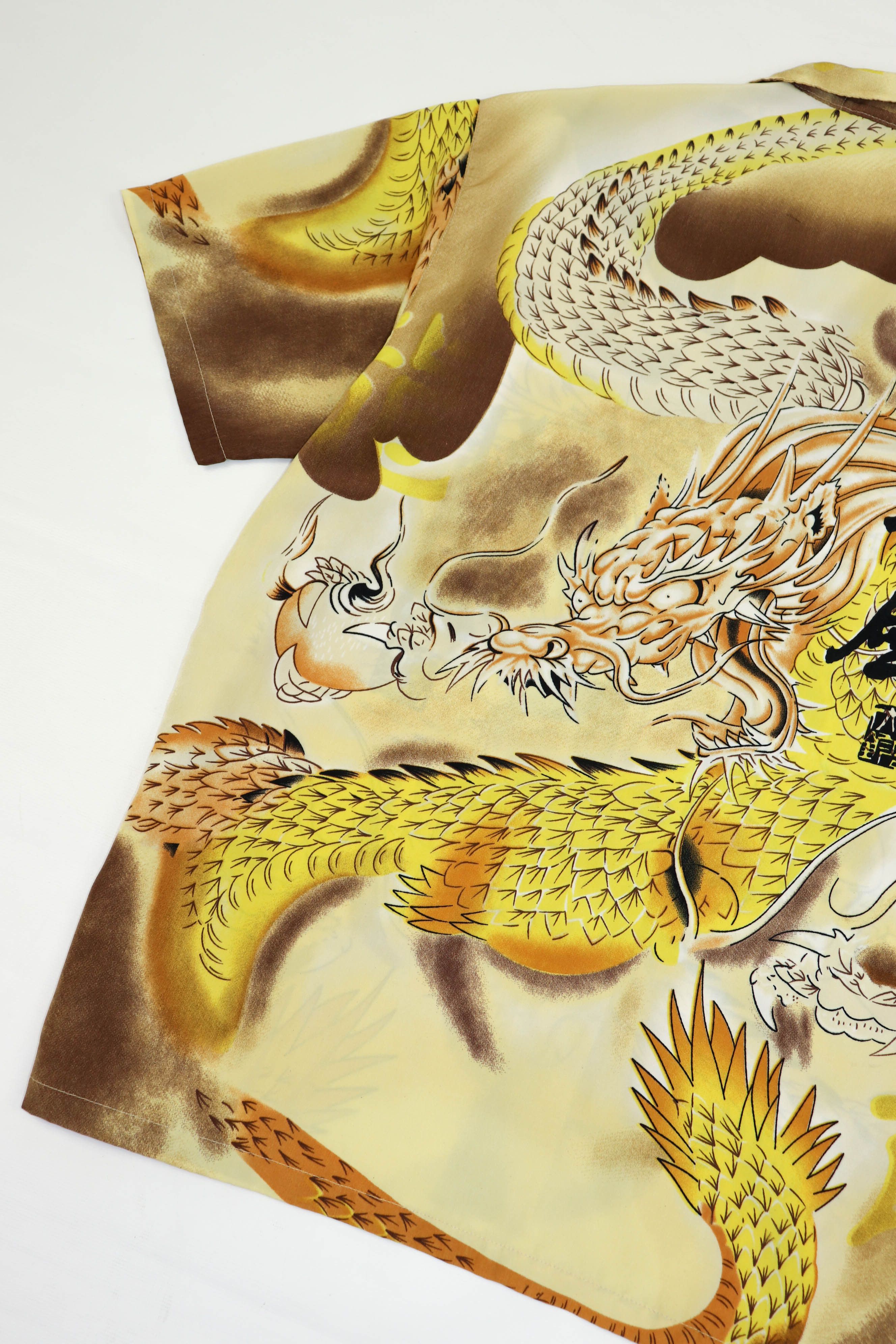 Vintage Japan Dragon Graphics Yellow Polyester Graphics Crazy Shirt Size US L / EU 52-54 / 3 - 8 Thumbnail
