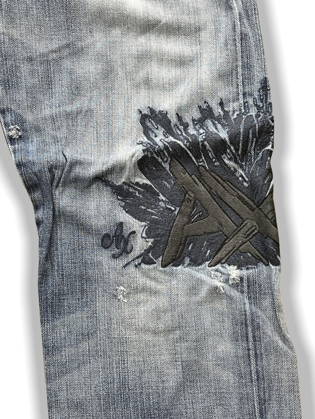 Armani Exchange × Vintage Grails ARMANI EXCHANGE Embroidery Jeans Size US 31 - 9 Thumbnail