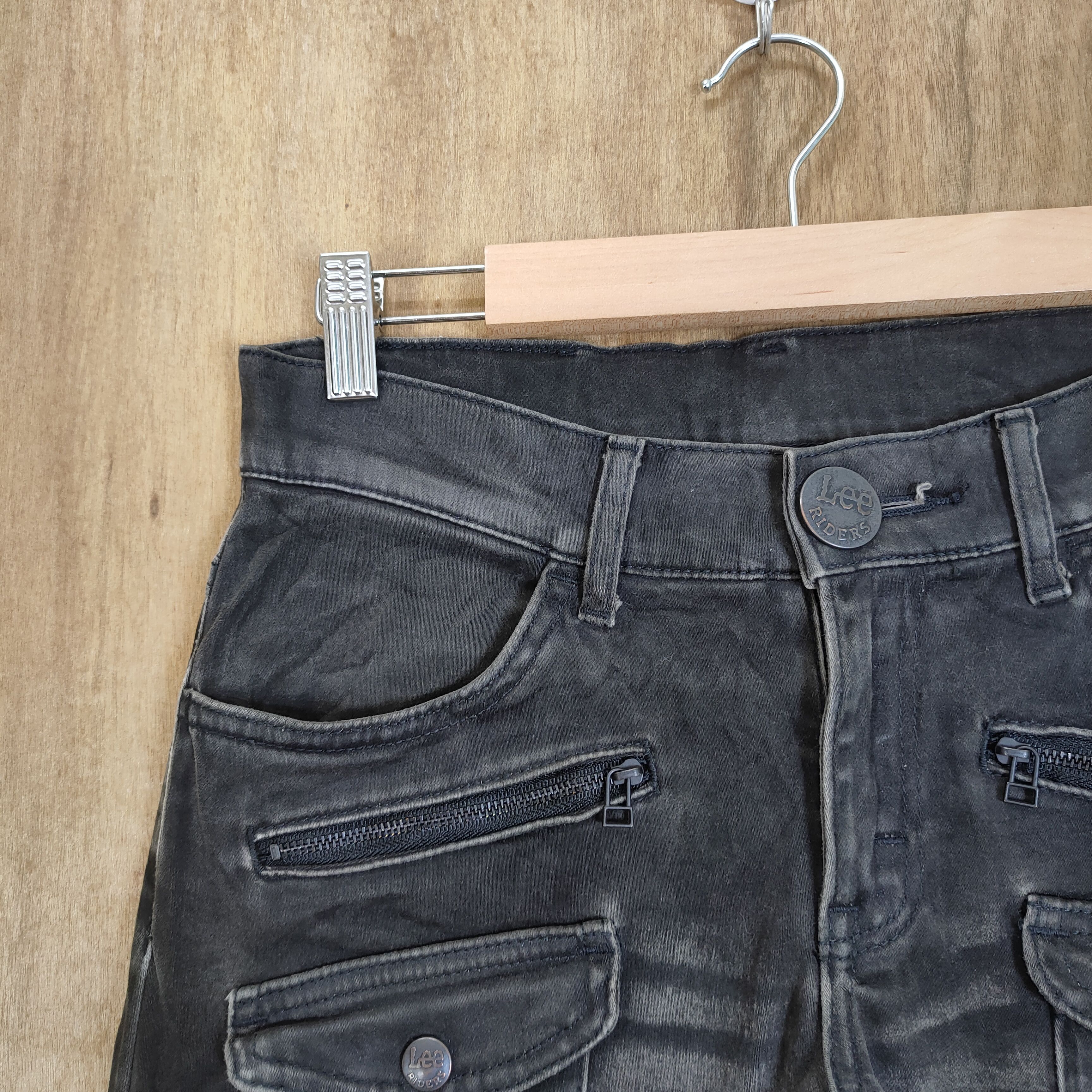 Lee #R2 LEE BLACK MULTIPOCKET CARGO PANTS Size US 27 - 5 Thumbnail