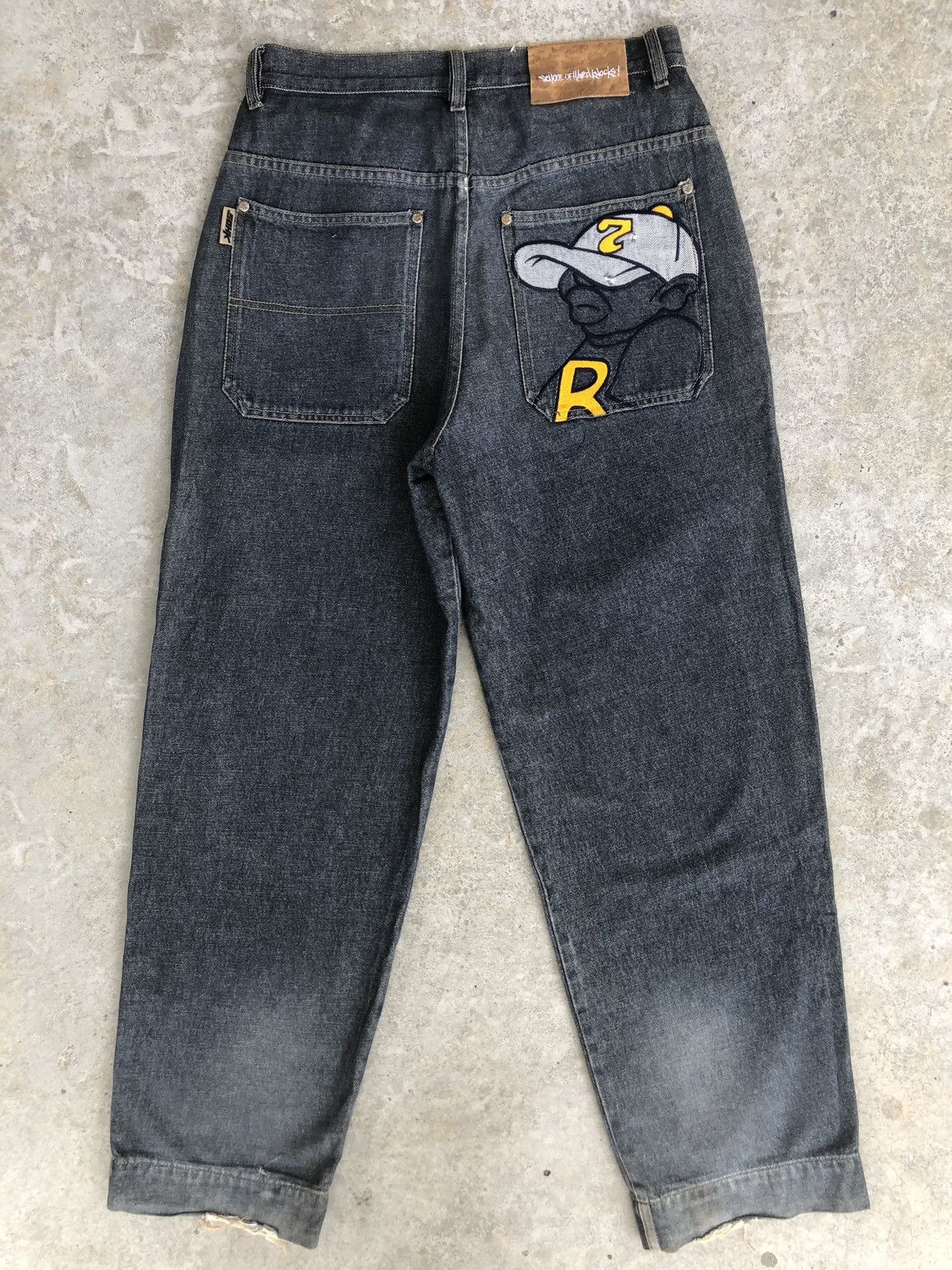 image of Vintage Sohk Embroidered Jeans Baggy Jeans Hip Hop Distressed Jeans in Blue, Men's (Size 31)