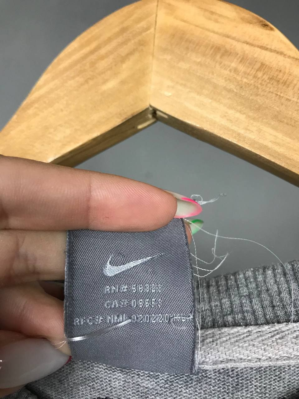 Nike × Vintage Nike swoosh streetwear vintage gray sweatshirt Size US S / EU 44-46 / 1 - 8 Thumbnail