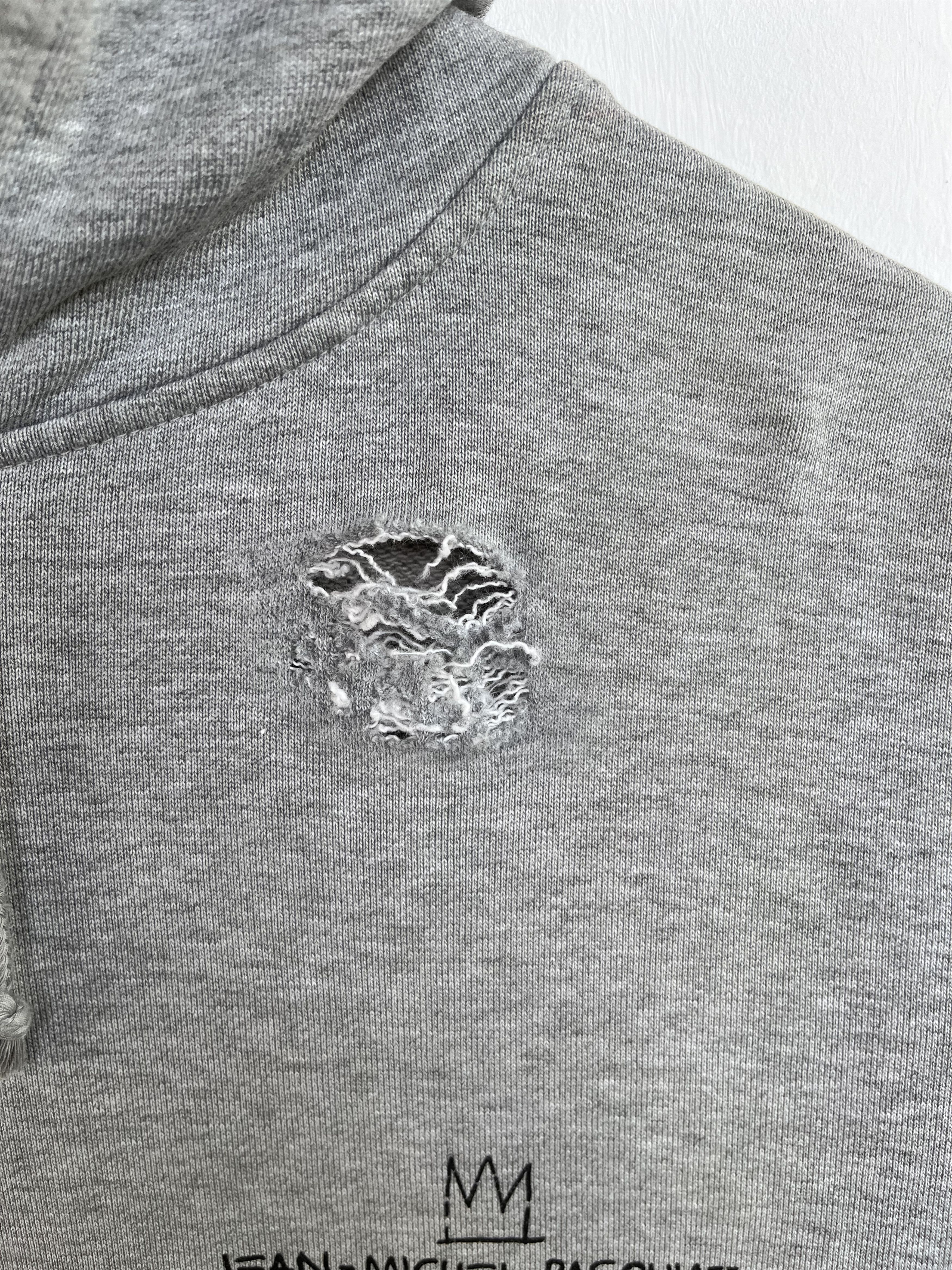 Japanese Brand Vintage Y2K Jean Michel Basquiat Distress Hoodie Size US L / EU 52-54 / 3 - 7 Thumbnail