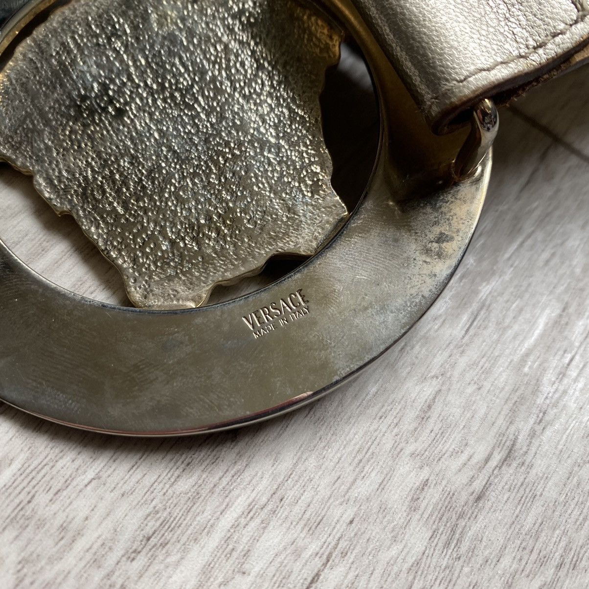 Versace RARE VERSACE MEDUSA GOLD LEATHER BELT Size ONE SIZE - 5 Thumbnail