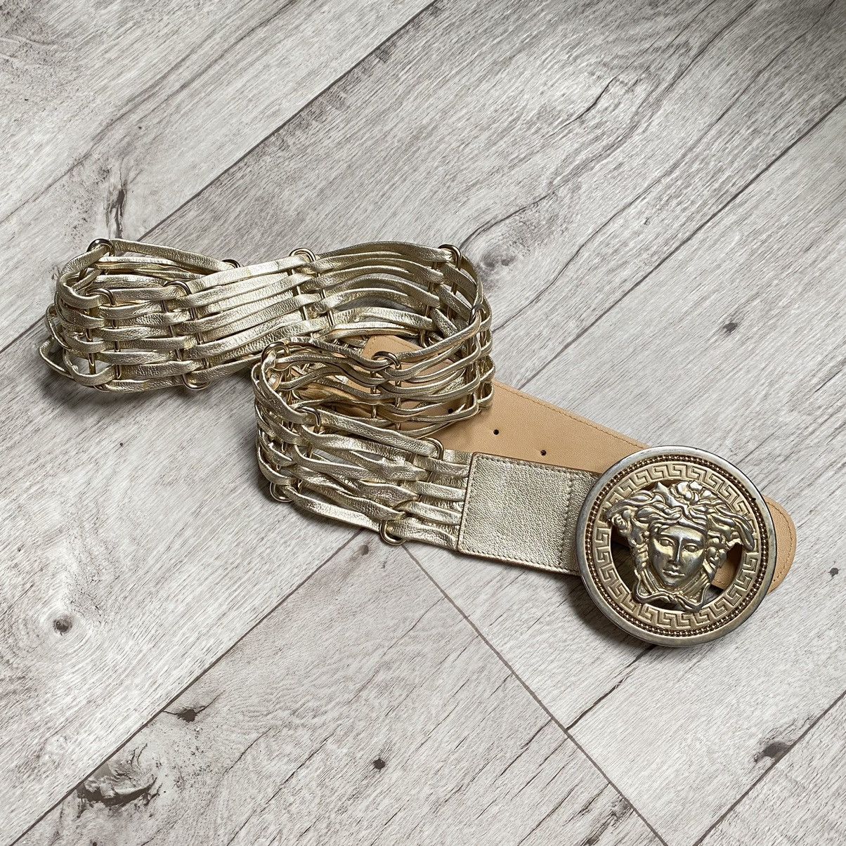 Versace RARE VERSACE MEDUSA GOLD LEATHER BELT Size ONE SIZE - 1 Thumbnail