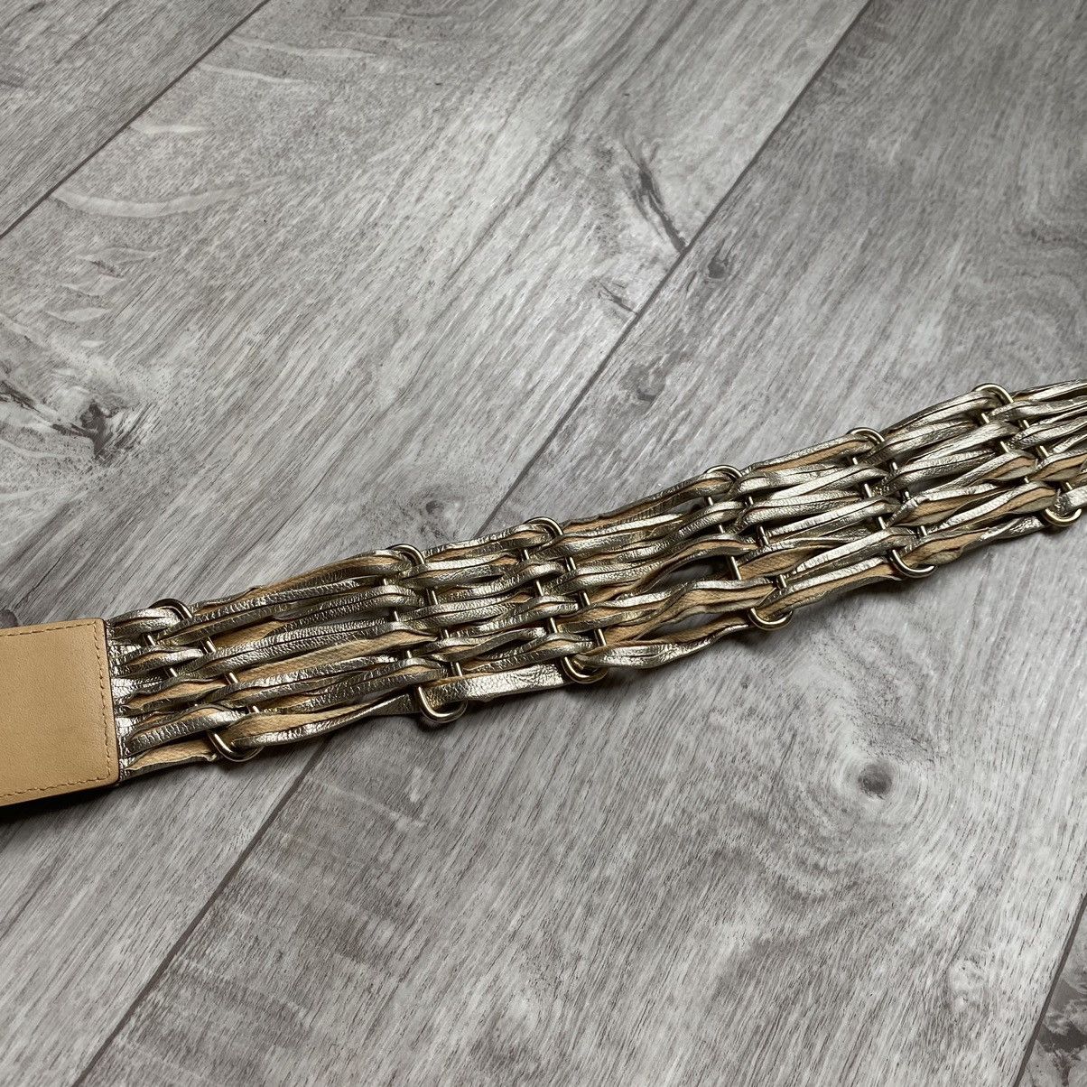 Versace RARE VERSACE MEDUSA GOLD LEATHER BELT Size ONE SIZE - 9 Thumbnail