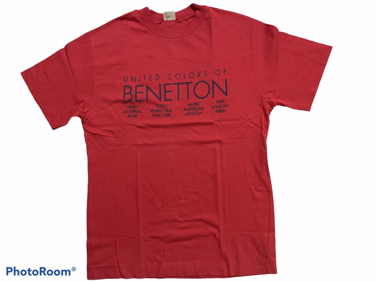 Other Benetton Tshirt World Wide Size US L / EU 52-54 / 3 - 1 Thumbnail