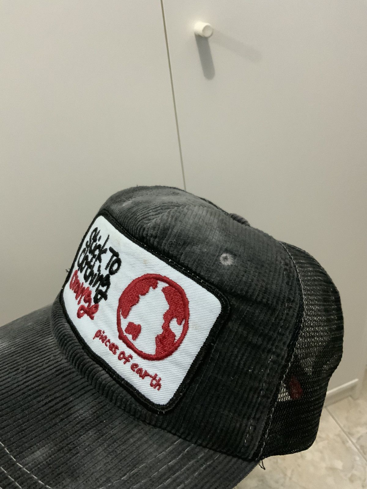 Japanese Brand Pieces of Earth Coduroi Fade Trucker Hat Cap Size ONE SIZE - 10 Thumbnail