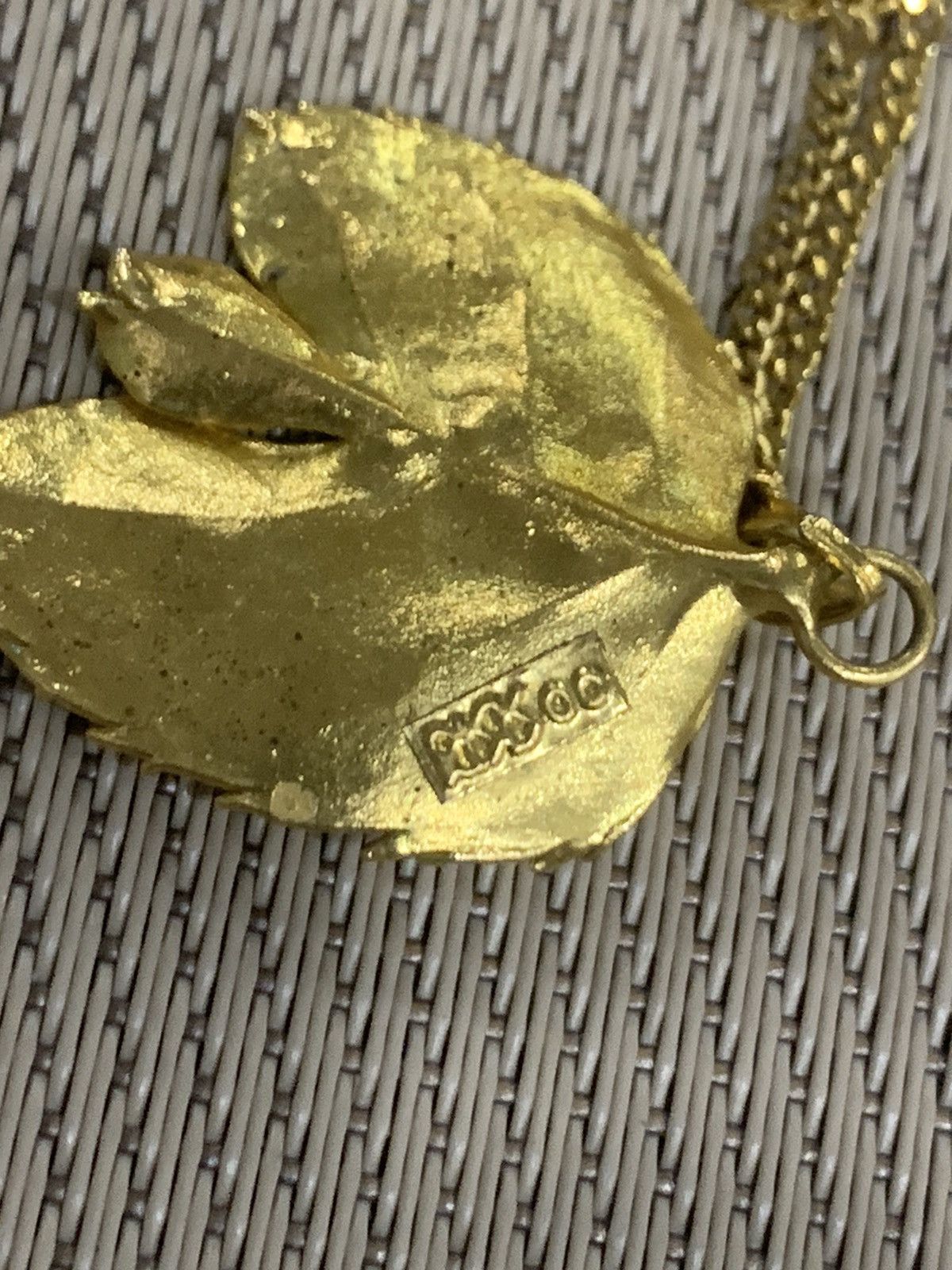 Jewelry × Vintage VINTAGE RISIS 24K GOLD PLATED PEARLS NECKLACE Size ONE SIZE - 5 Thumbnail