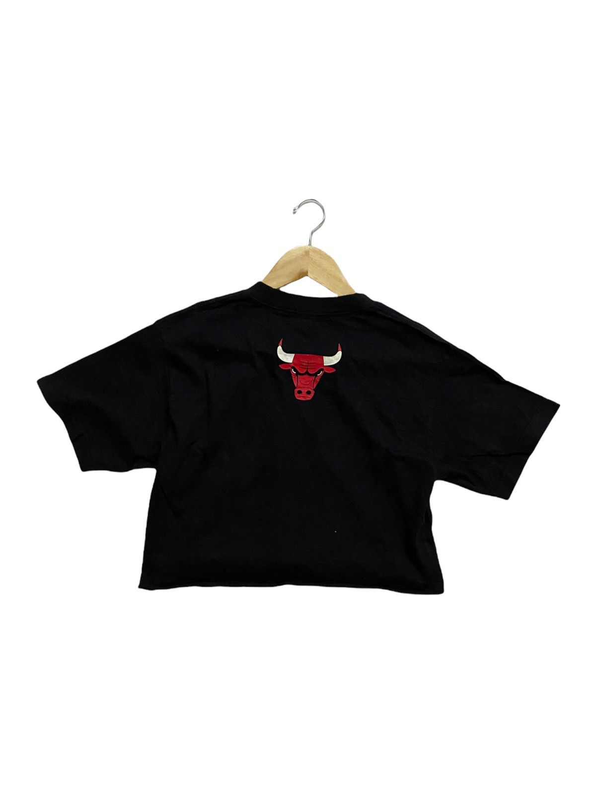 Adidas Adidas Chicago Bulls Crop Top Size S / US 4 / IT 40 - 2 Thumbnail
