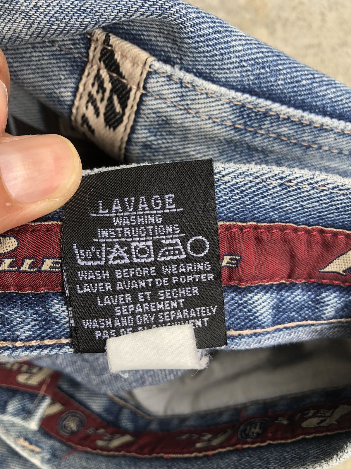 Marc Buchanan Pelle Pelle Marc Buchanan Baggy Jeans Embroidered Jeans Size US 31 - 16 Thumbnail