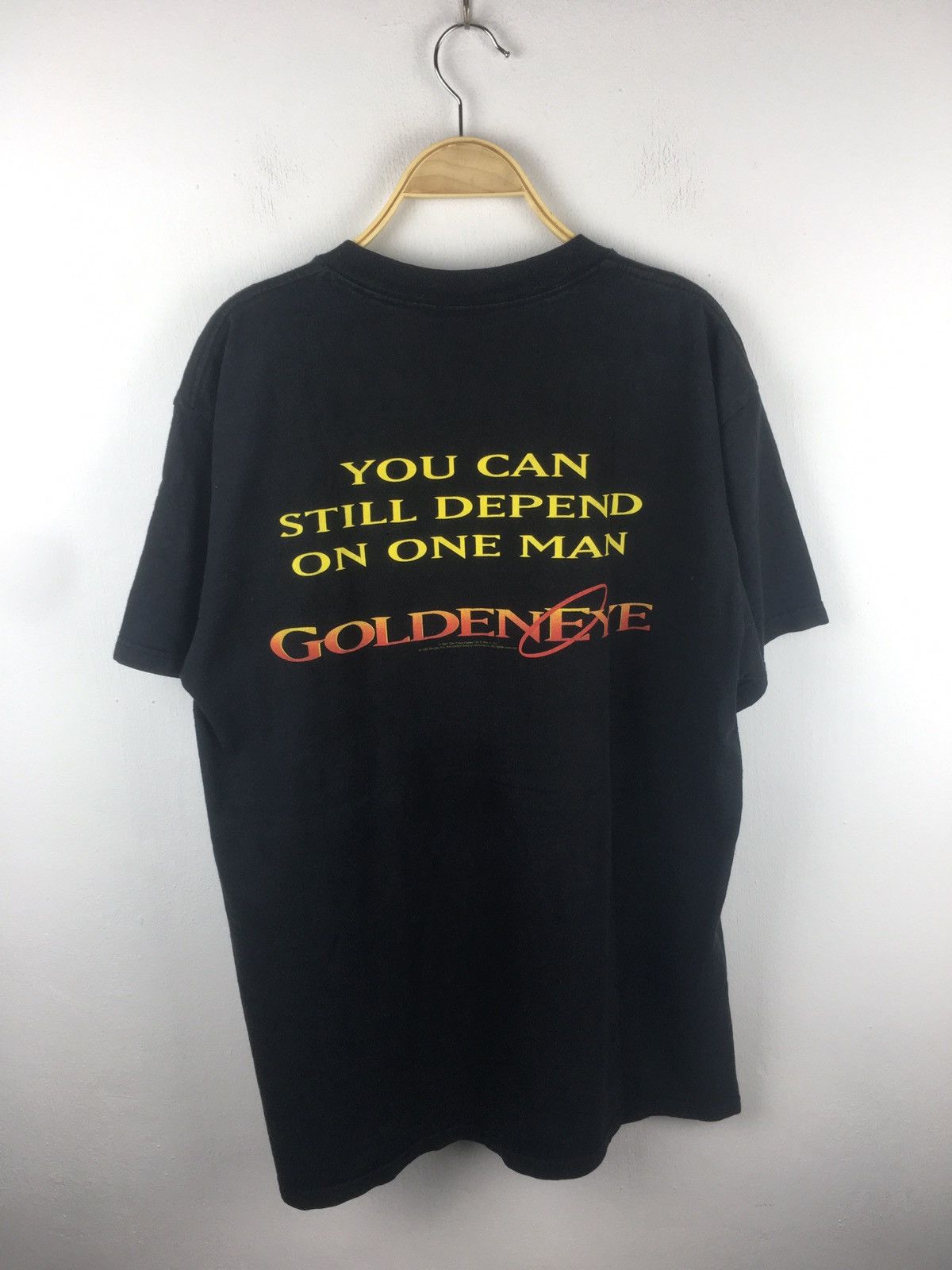 Vintage James Bond 007 Golden Eye Size US L / EU 52-54 / 3 - 2 Thumbnail