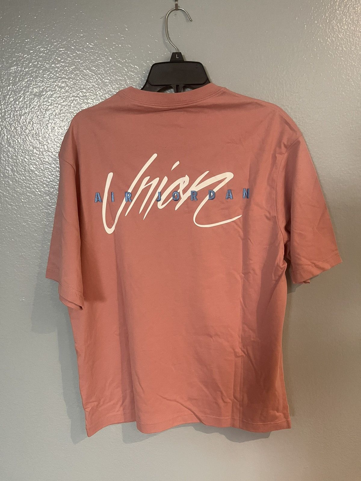 Brand new Jordan x Union MJ Dunk Tee Pink Size M