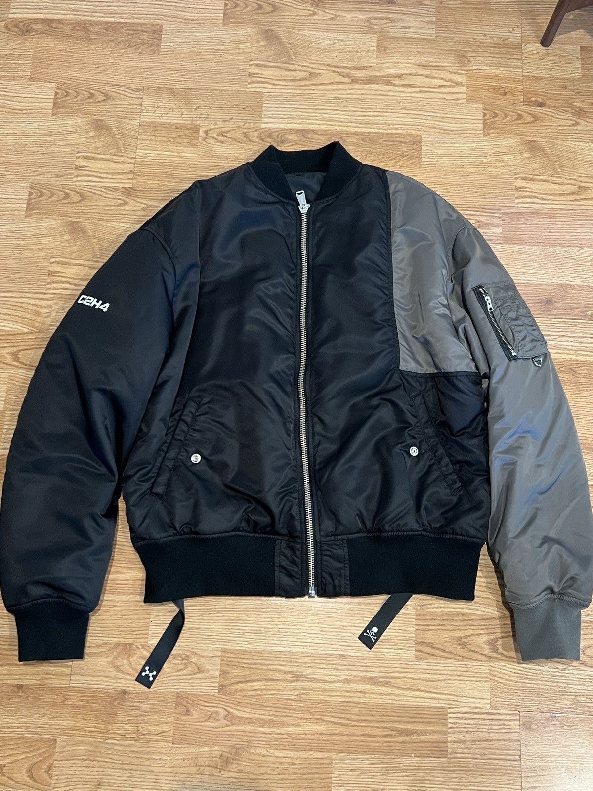 ジャケット・アウター mastermind JAPAN C2H4 ALPHA ma-1 mastermind JAPAN C2H4 MA-1 ALPHA