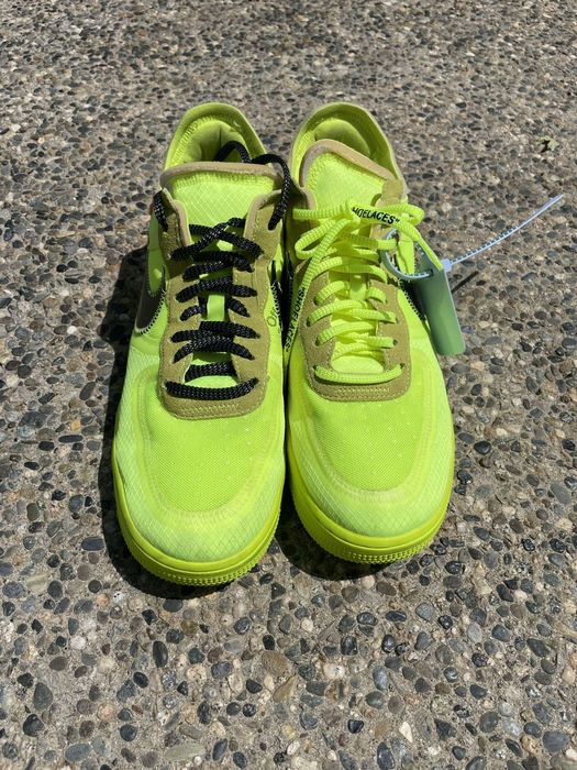 off white nike volt