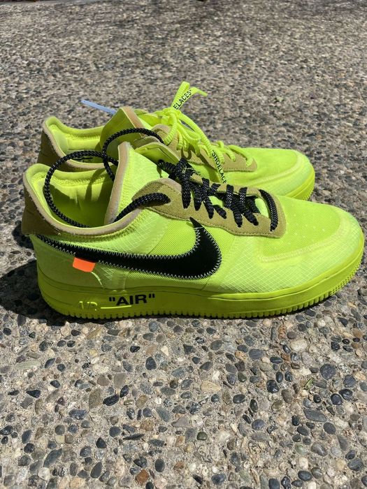 off white af1 volt on feet