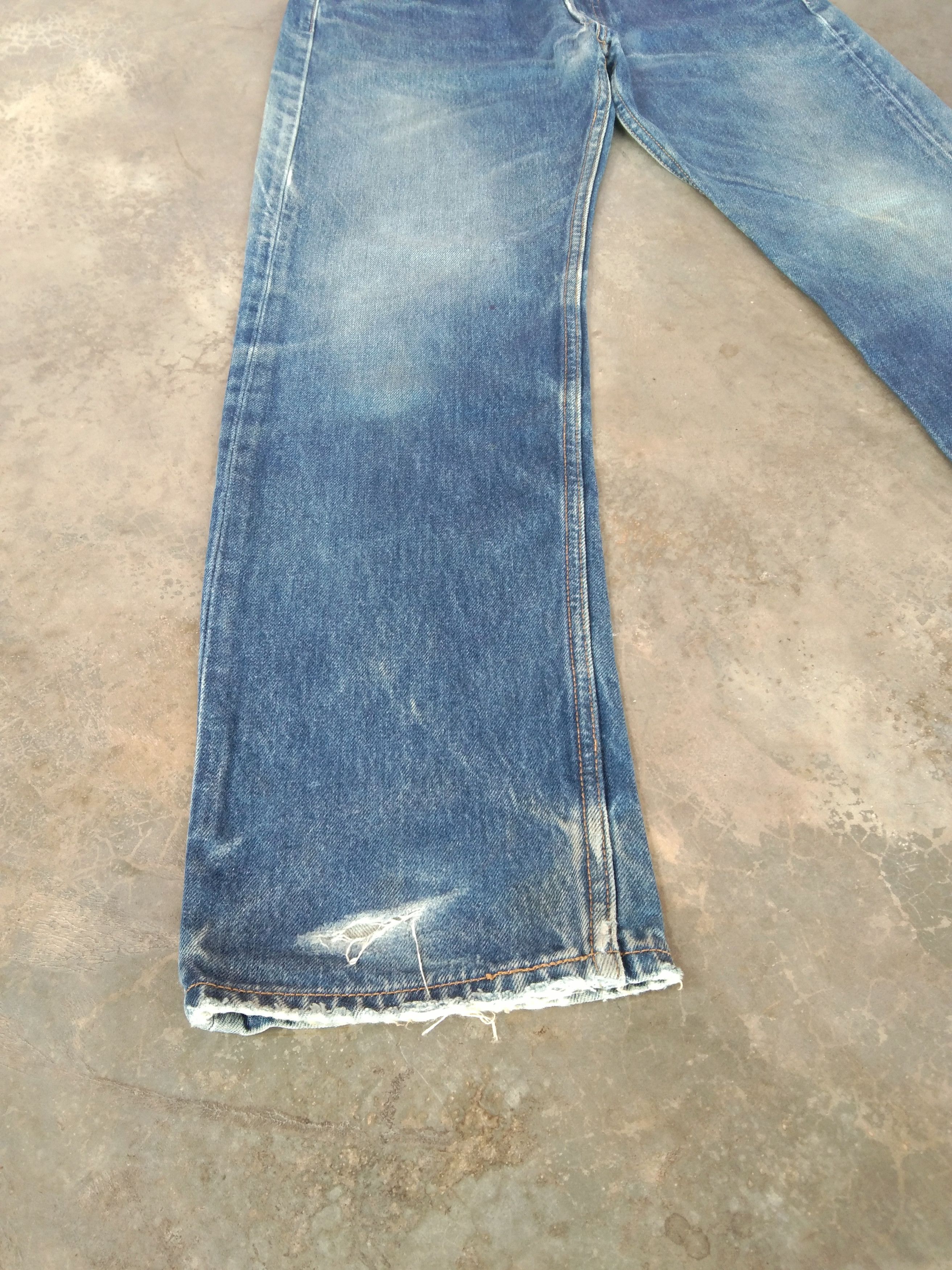 Levi's × Vintage Vintage Levis 501 Distressed Jeans 30x30 Size US 30 / EU 46 - 8 Thumbnail