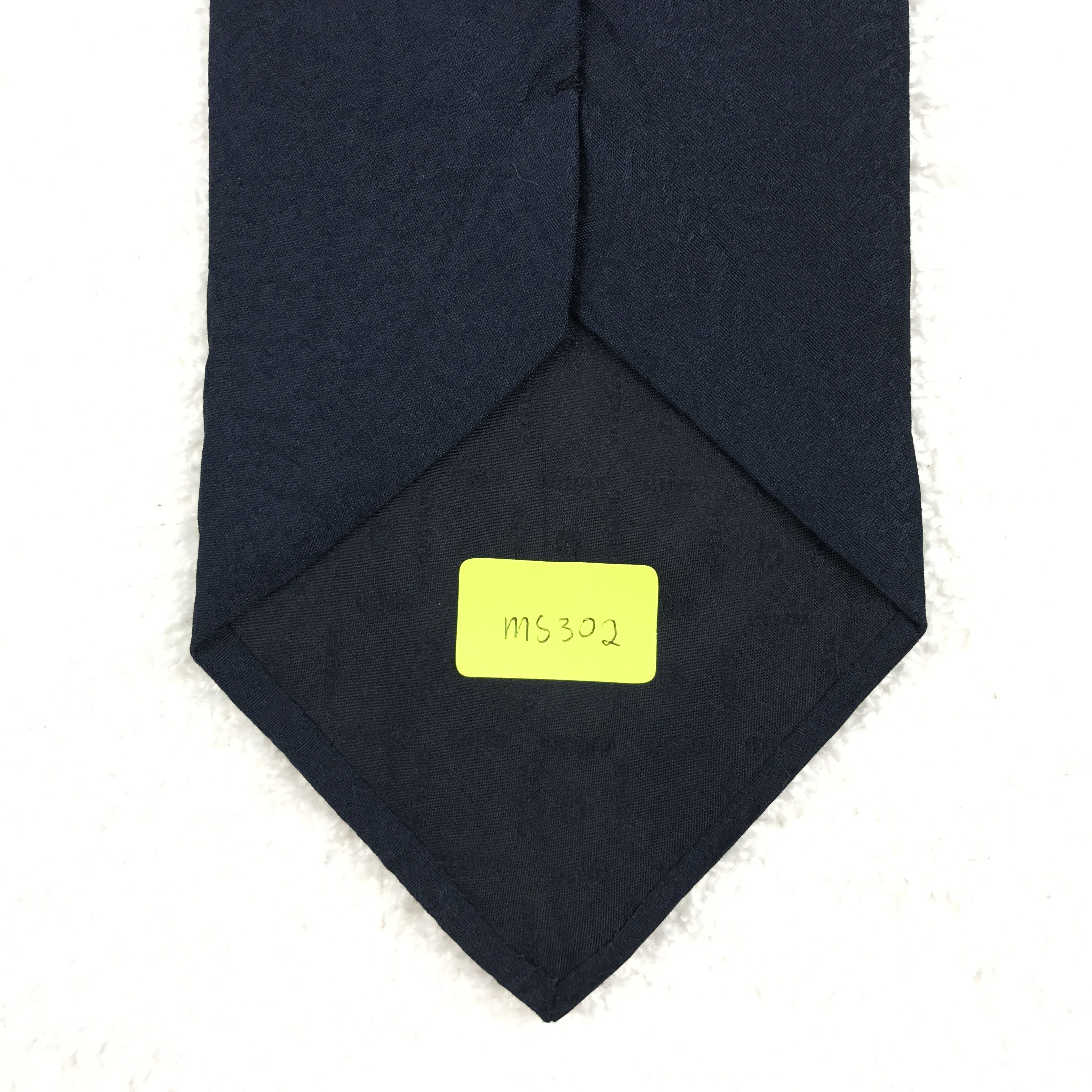 MS302 Vintage Mila Schon Necktie Pure Silk