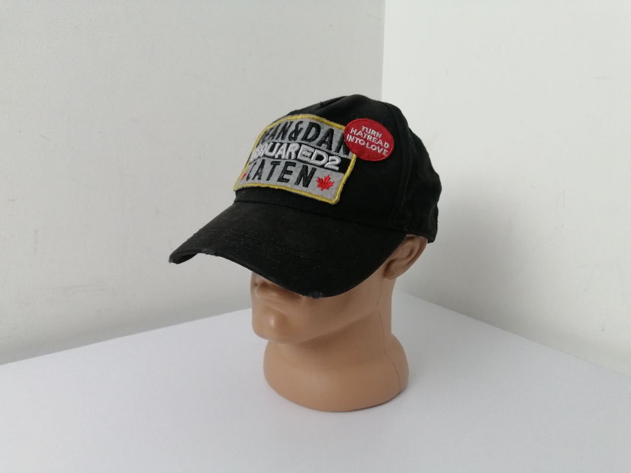 Dsquared2 Cap DSQUARED2 - Dean & Dan Caten Size ONE SIZE - 1 Thumbnail